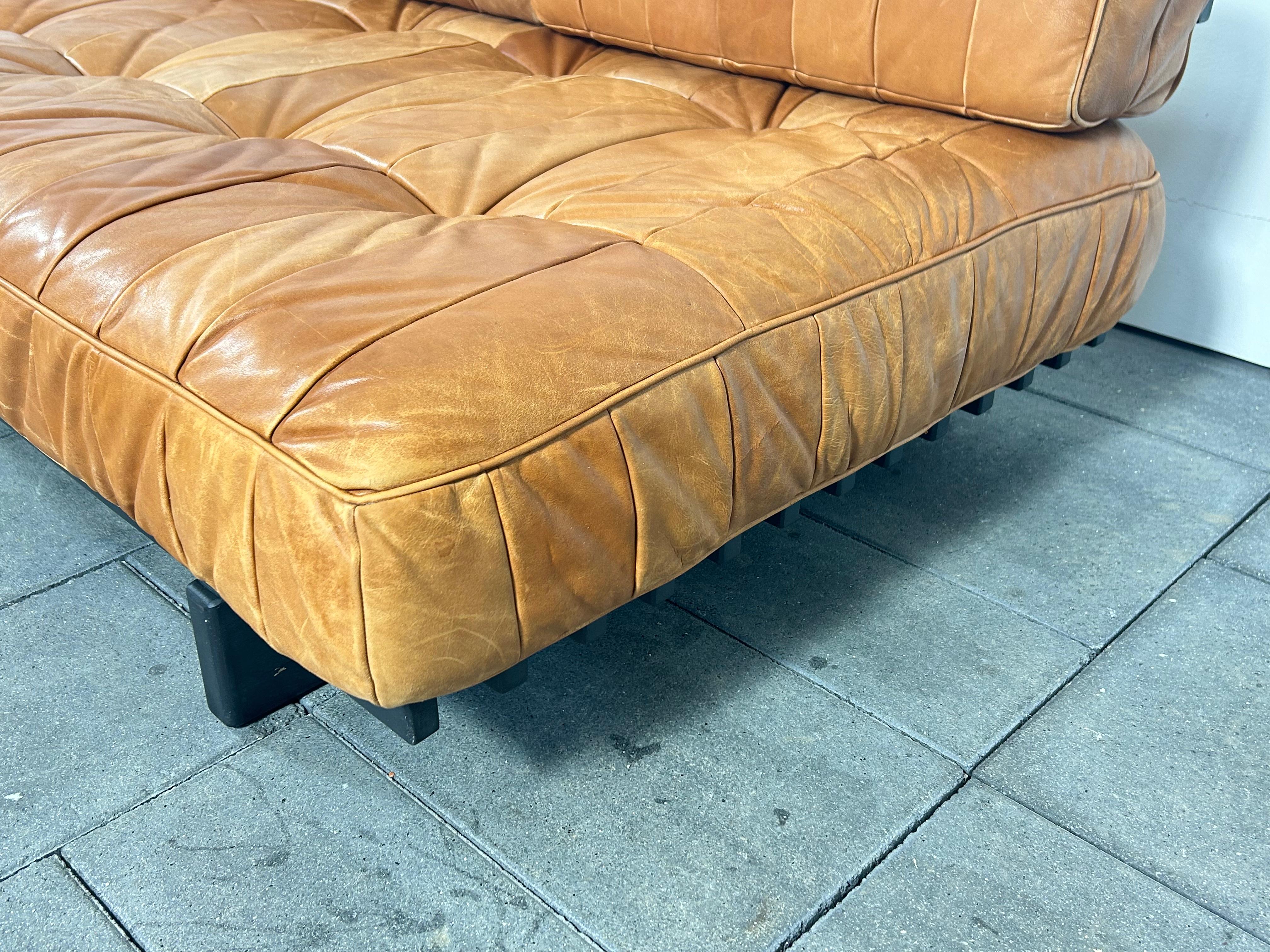1970ies, De Sede Ds-80 Sofa Daybed and Sofa in Natural Cognac Leather 4