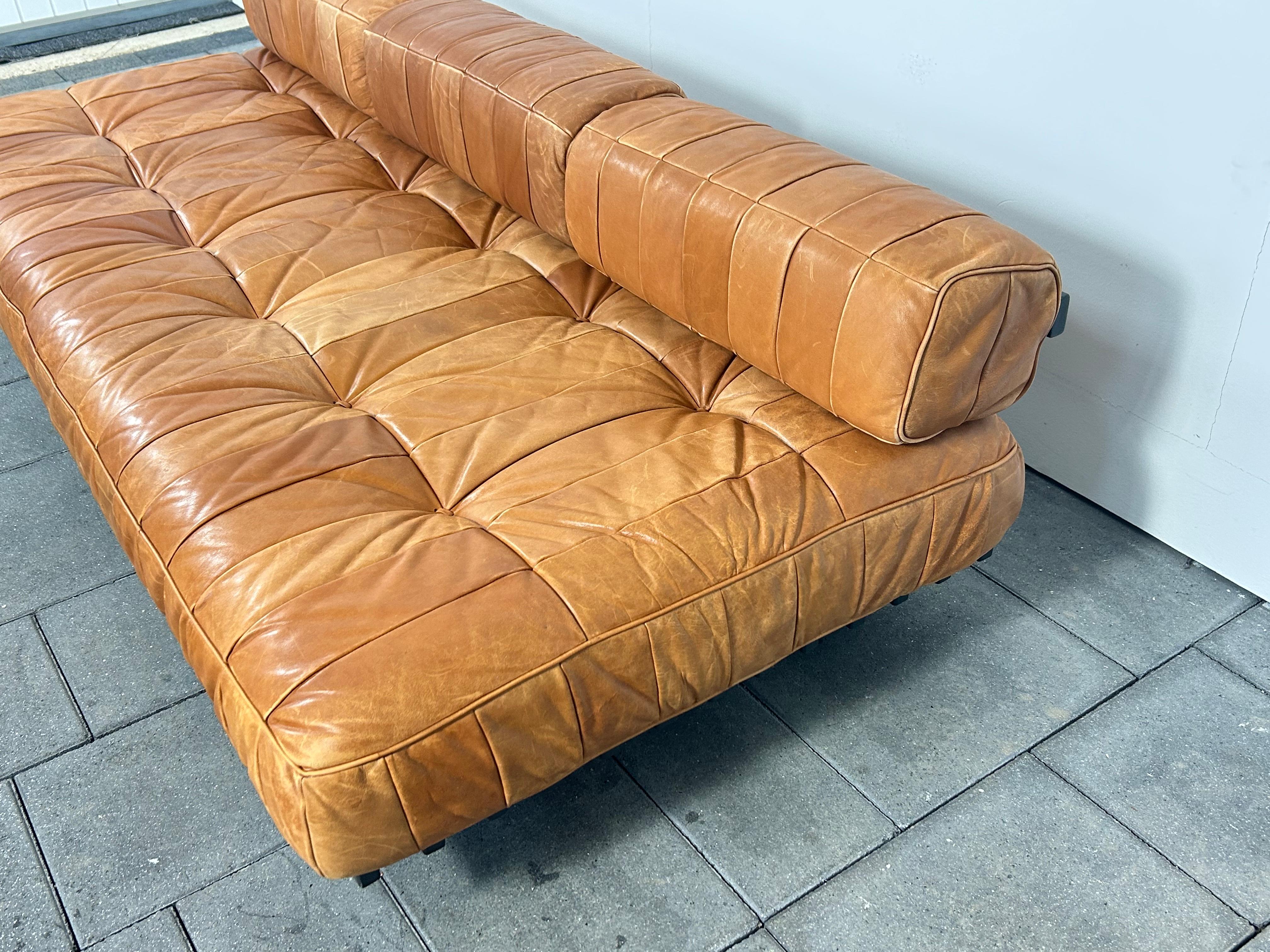 1970ies, De Sede Ds-80 Sofa Daybed and Sofa in Natural Cognac Leather 3
