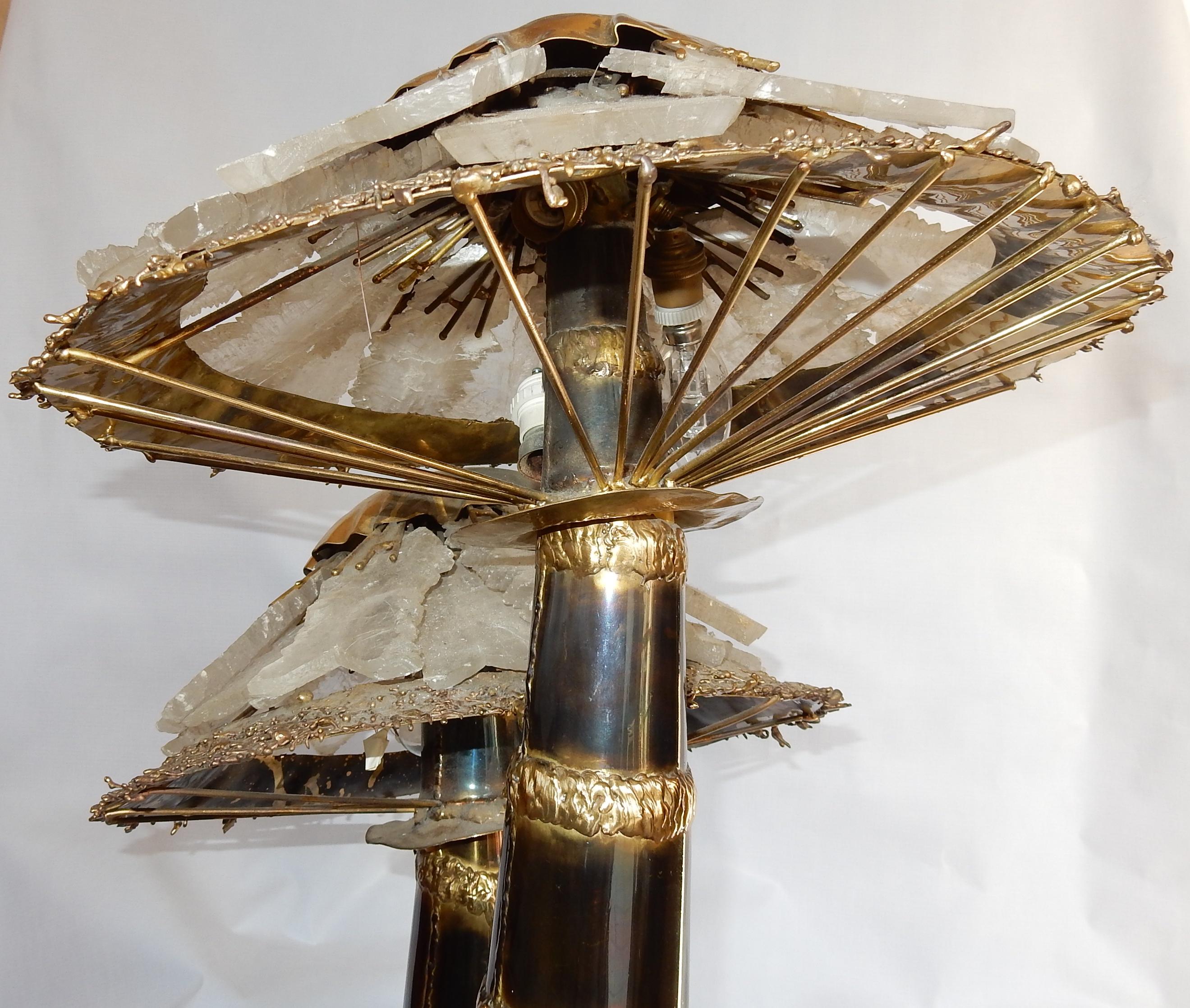 1970′Lamp + Illuminating Mushrooms In Brass With Gypsum Imitating Rock Crystal For Sale 1