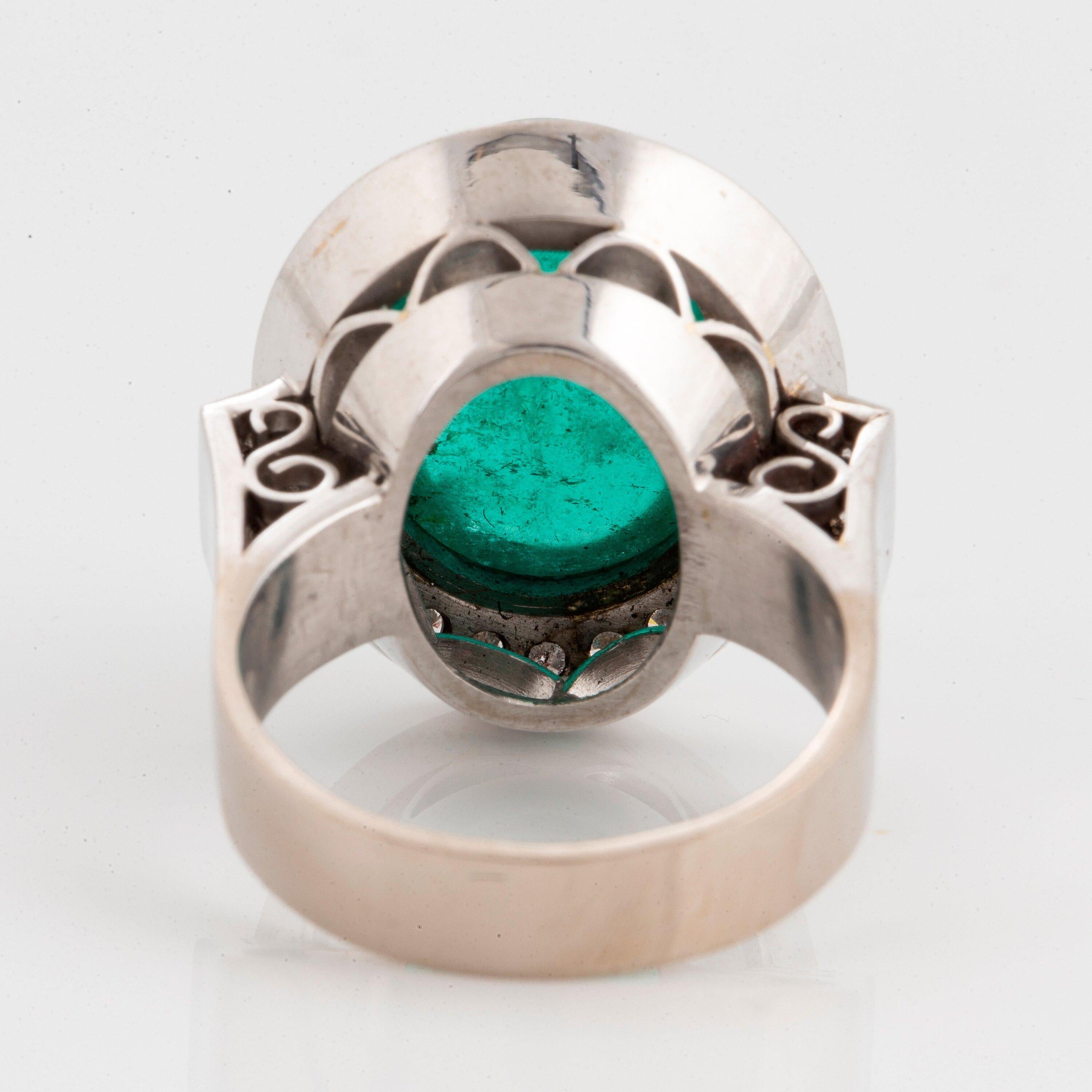 10ct Colombian cabochon emerald ring 1