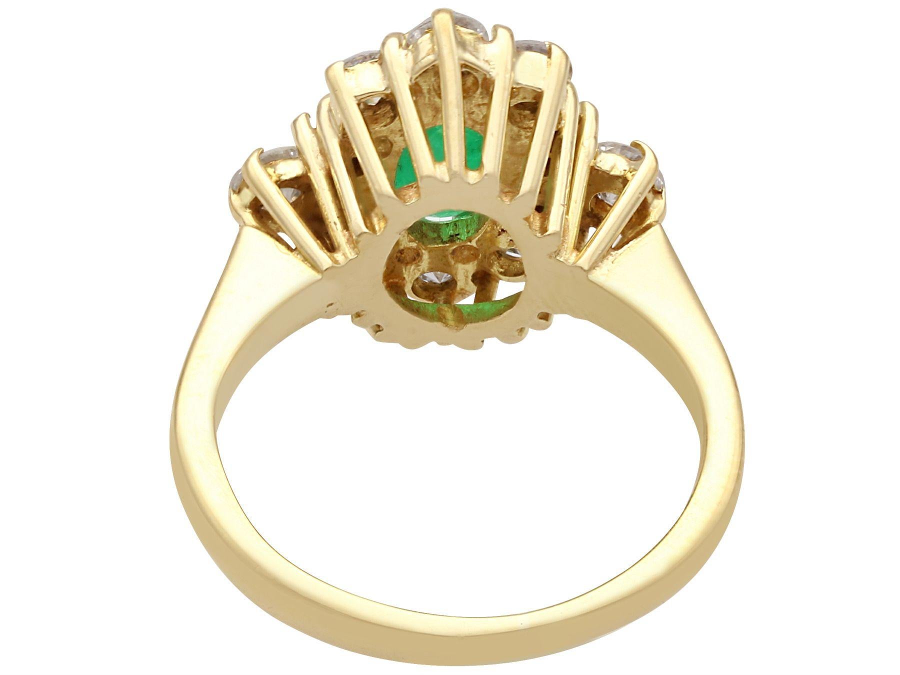 1970s, 1.30 Carat Emerald and Diamond Yellow Gold Cluster Cocktail Ring In Excellent Condition In Jesmond, Newcastle Upon Tyne