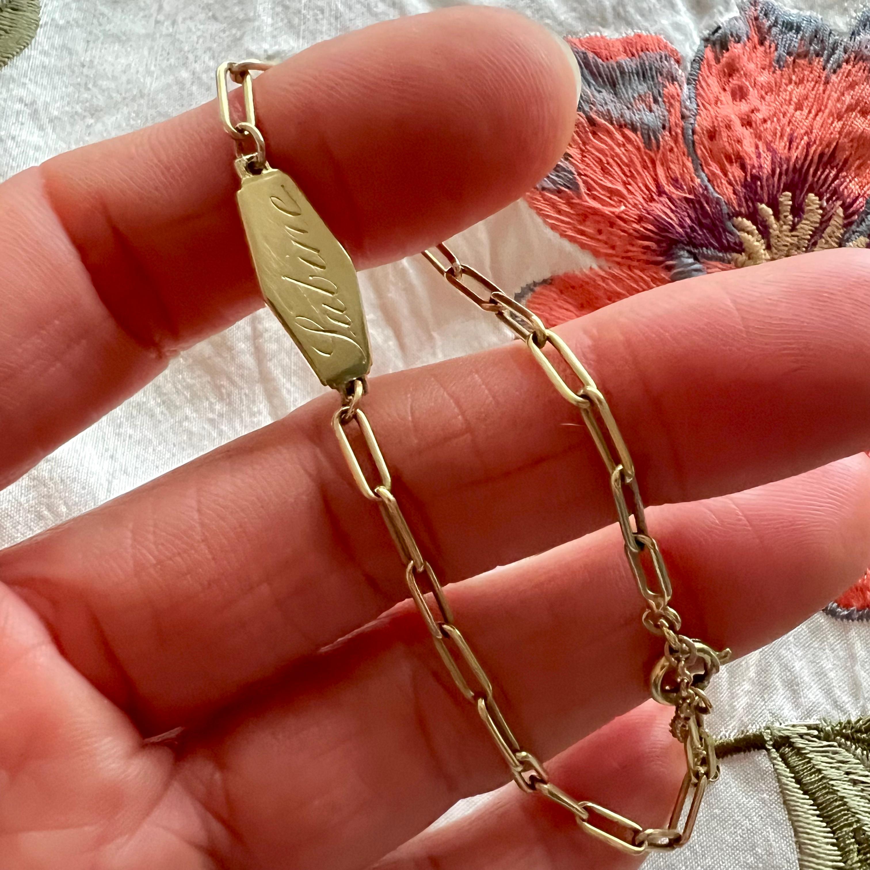 1970's 14 Karat Gold Clasping Link Bracelet For Sale at 1stDibs 1970