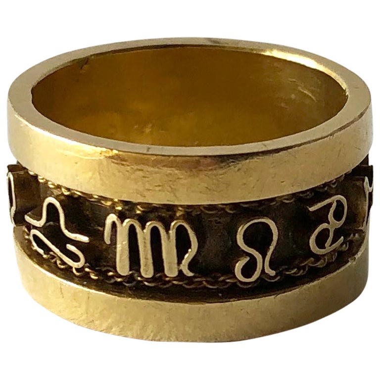 1970s 14 Karat Gold Signs of the Zodiac Band Ring
