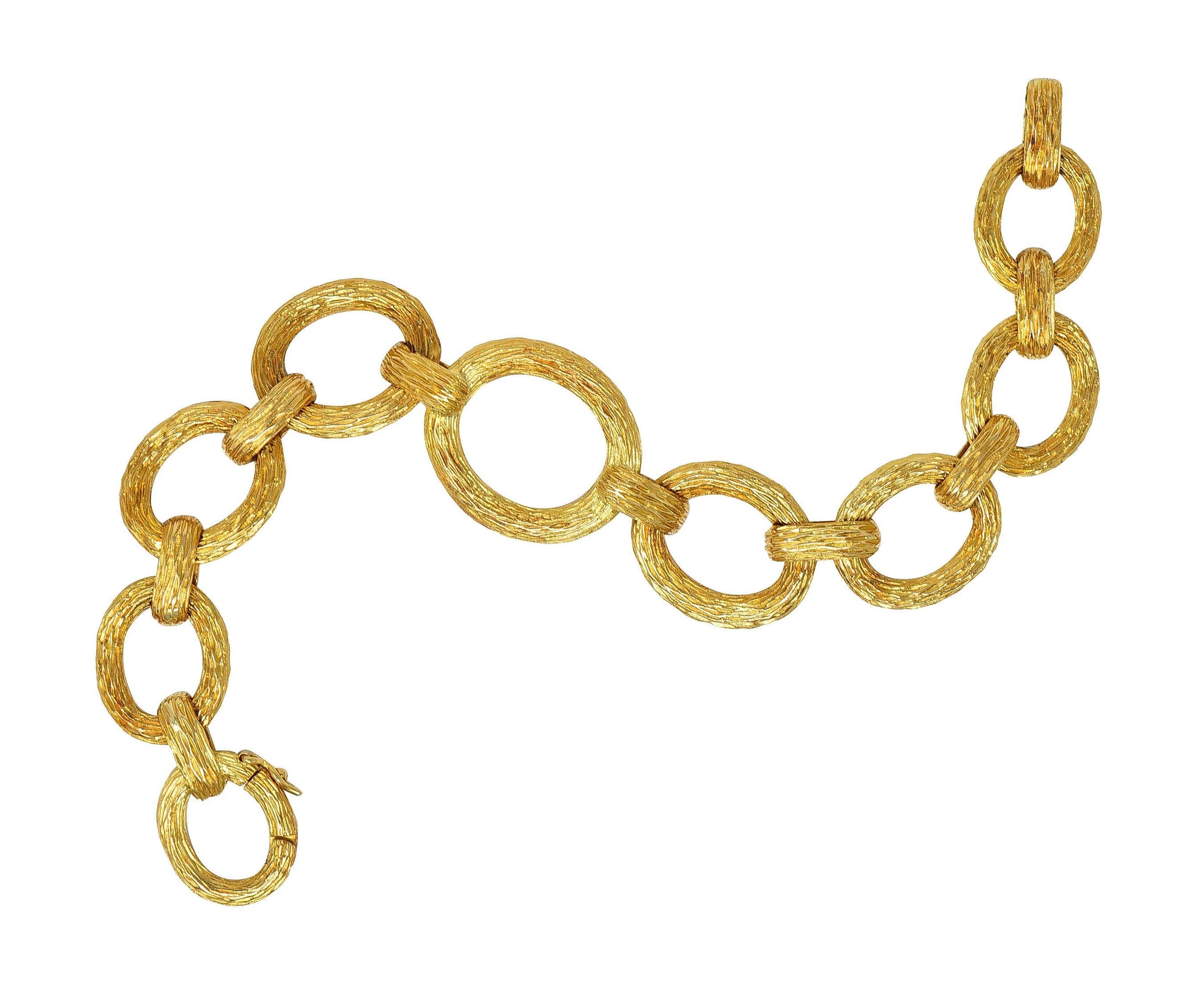 1970's 14 Karat Yellow Gold Wood Grain Link Vintage Bracelet For Sale 7