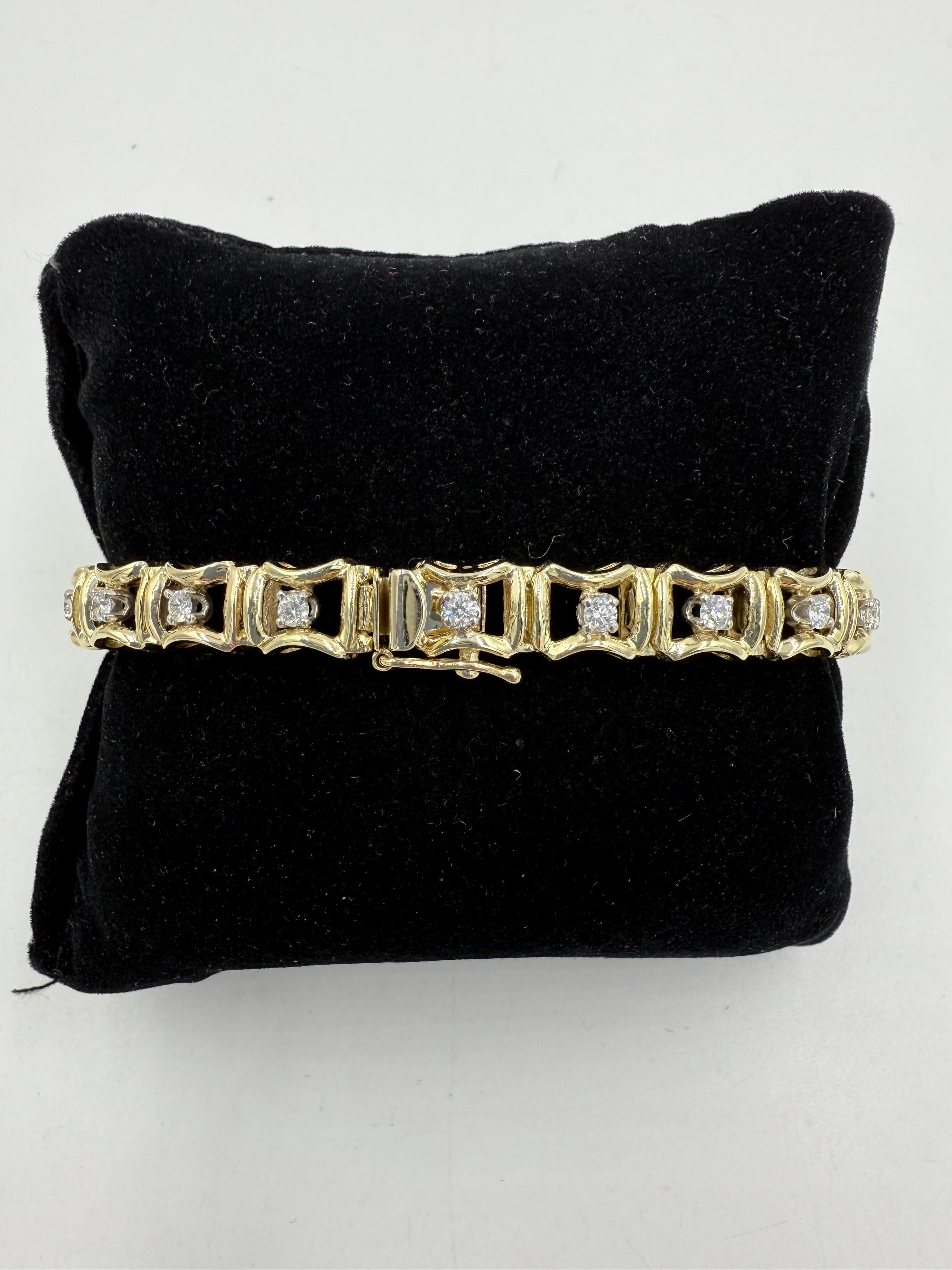 Bracciale in oro giallo 14k anni '70 con diamanti in vendita 2