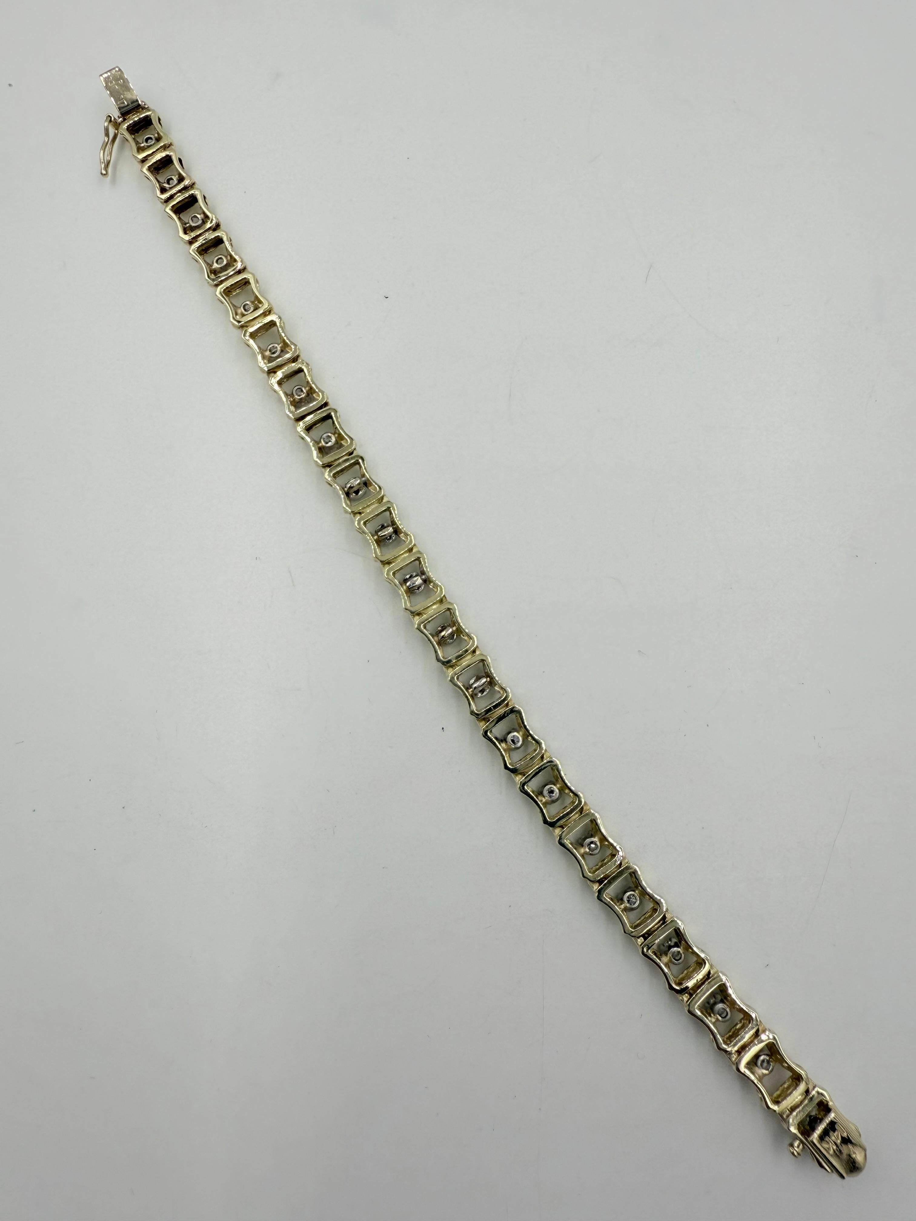 Bracciale in oro giallo 14k anni '70 con diamanti in vendita 3