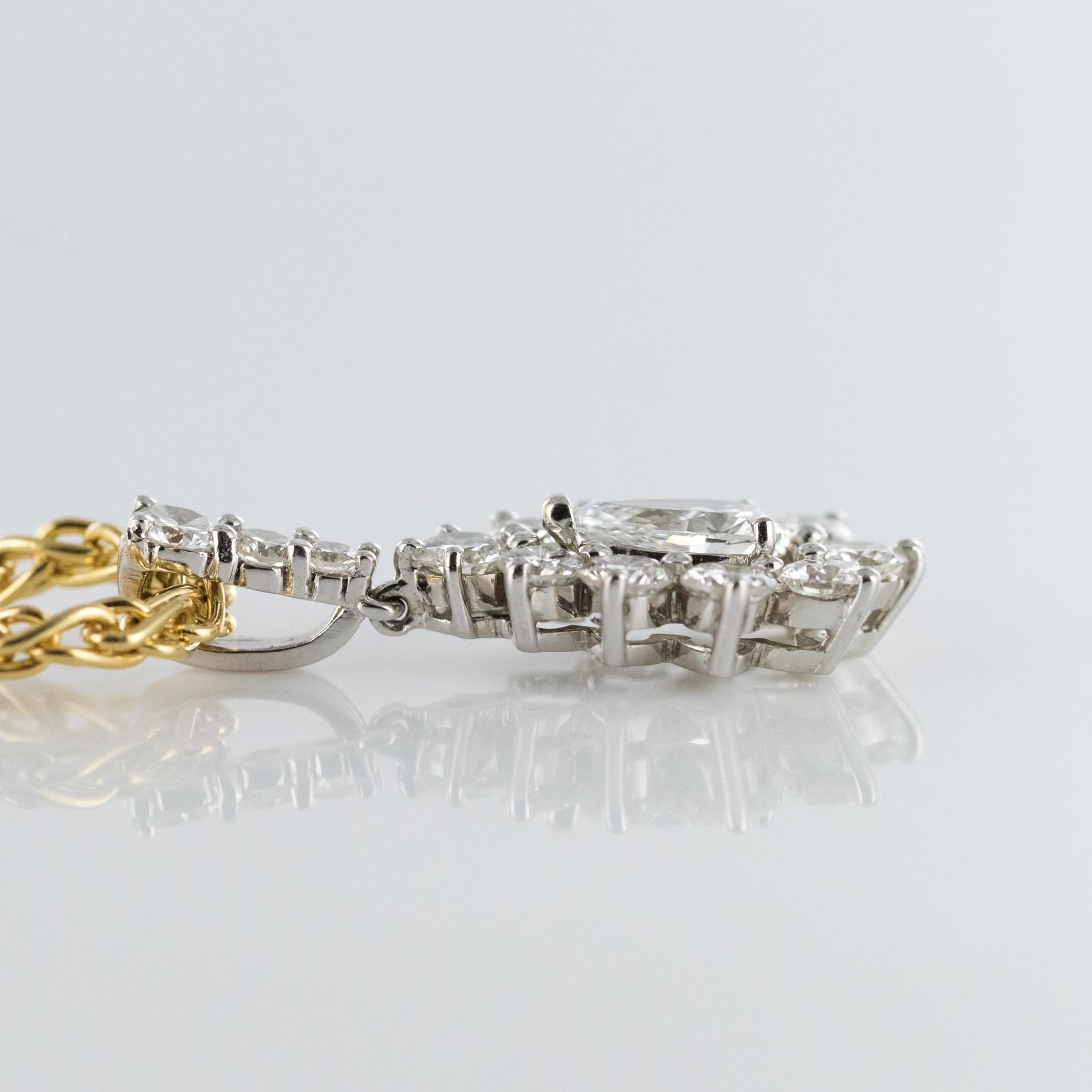 1970s 1.65 Carat Diamond White Gold Pendant Yellow Gold Chain Necklace 3