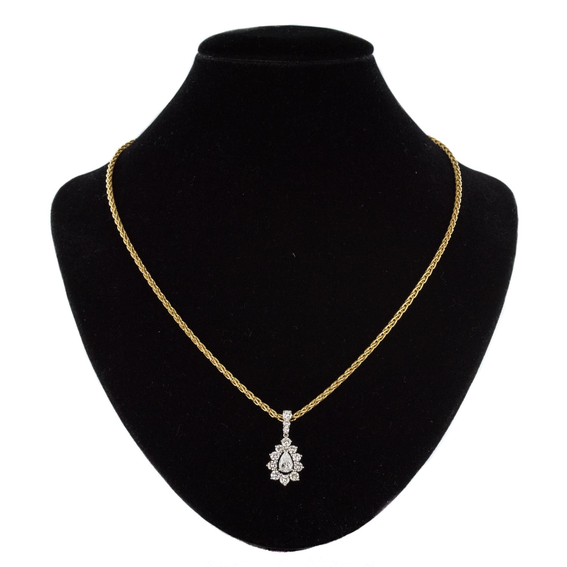 Women's 1970s 1.65 Carat Diamond White Gold Pendant Yellow Gold Chain Necklace