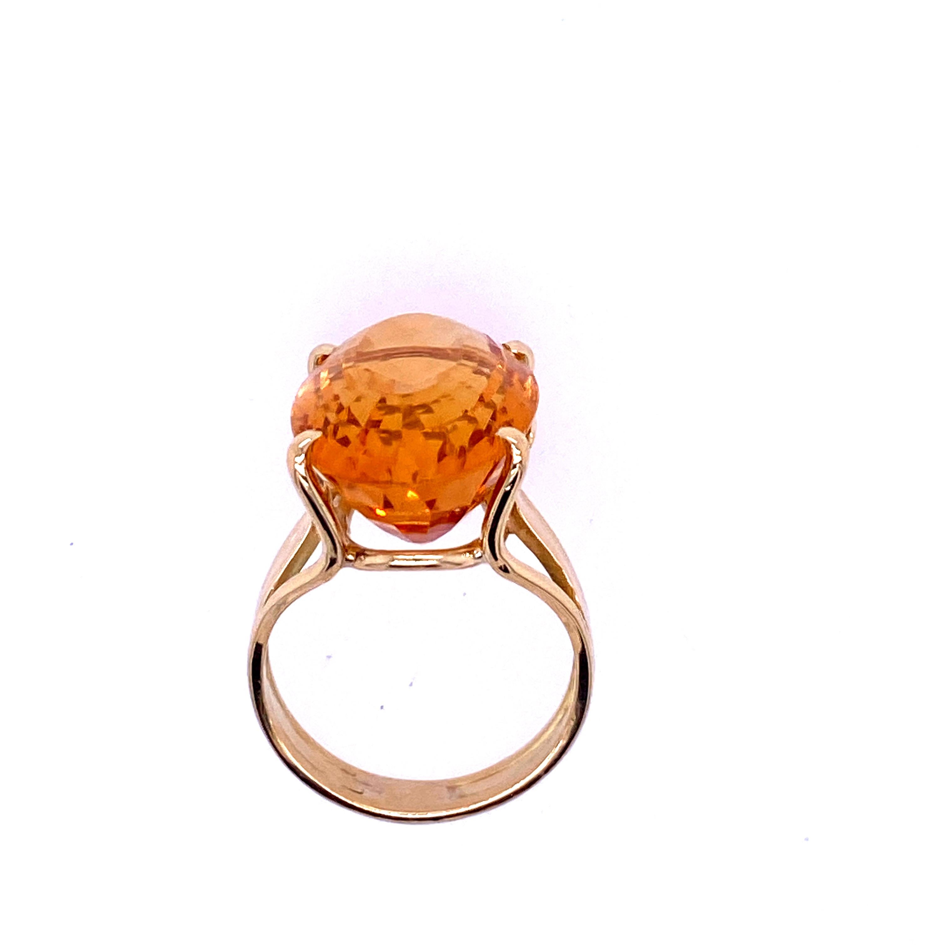 Modern 1970s 18 Karat Yellow Gold Oval Golden Citrine Ring