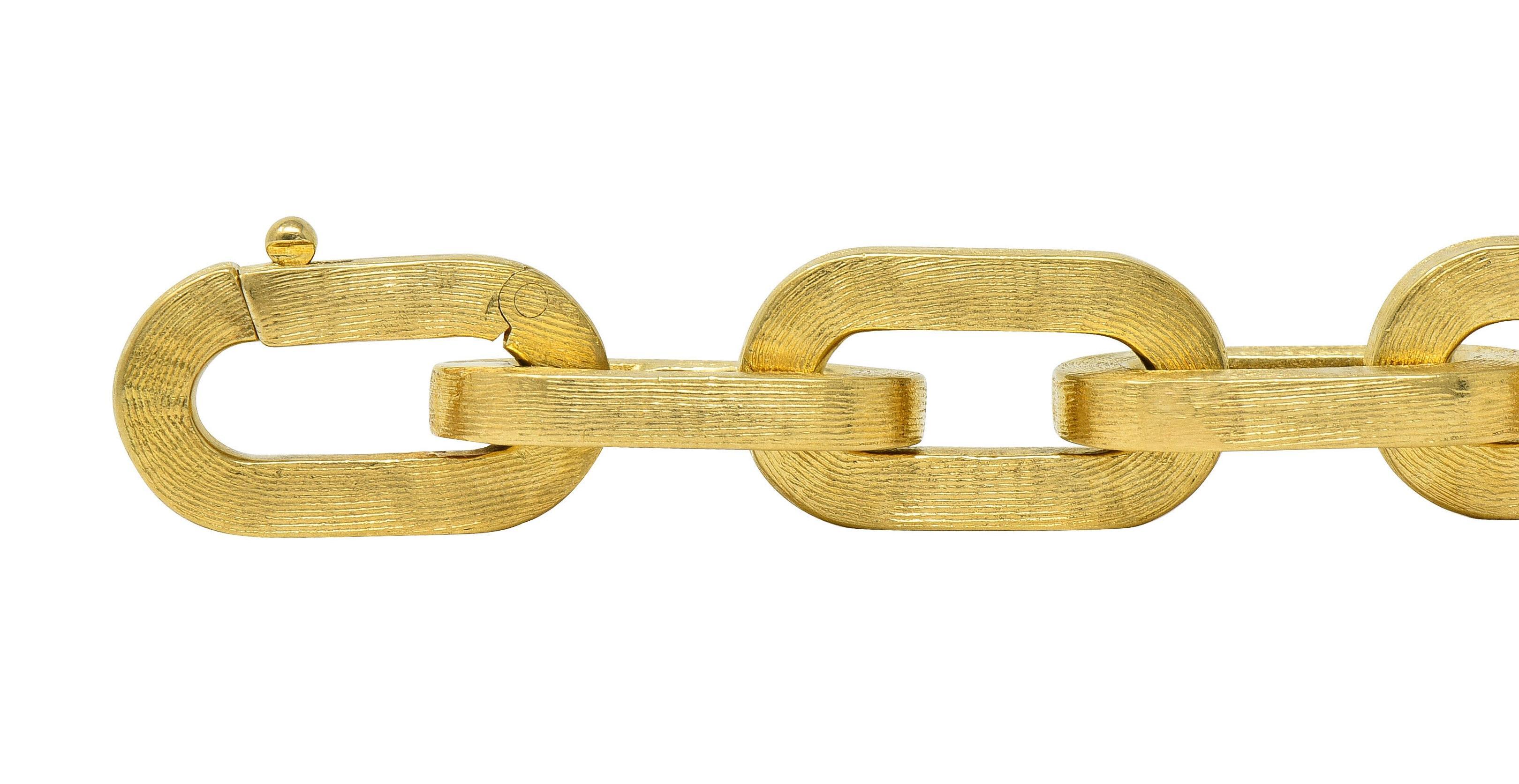 1970's 18 Karat Yellow Gold Vintage Brushed Cable Link Chain Bracelet 1