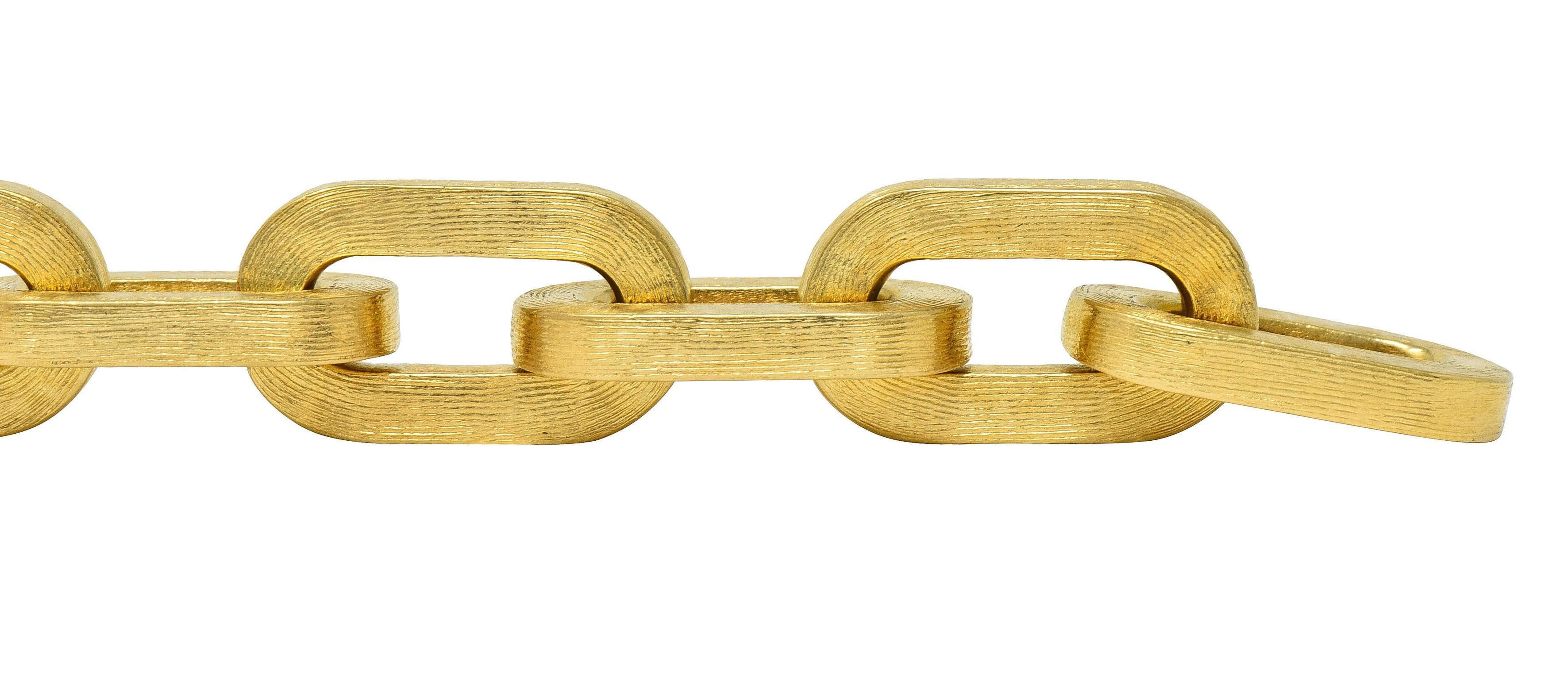 1970's 18 Karat Yellow Gold Vintage Brushed Cable Link Chain Bracelet 3