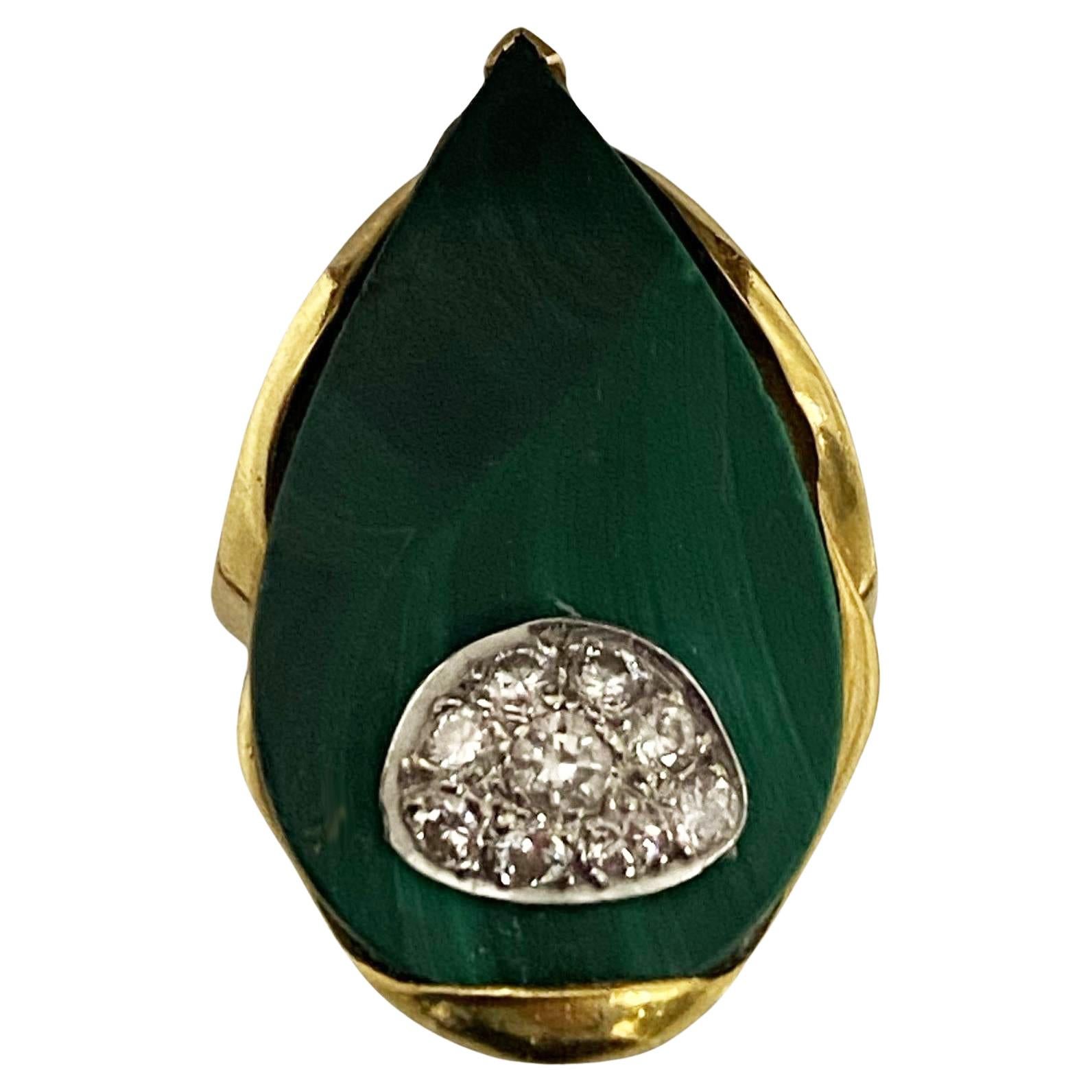 1970's 18ct Malachite Diamond Ring possibly English In Good Condition For Sale In Toronto, ON