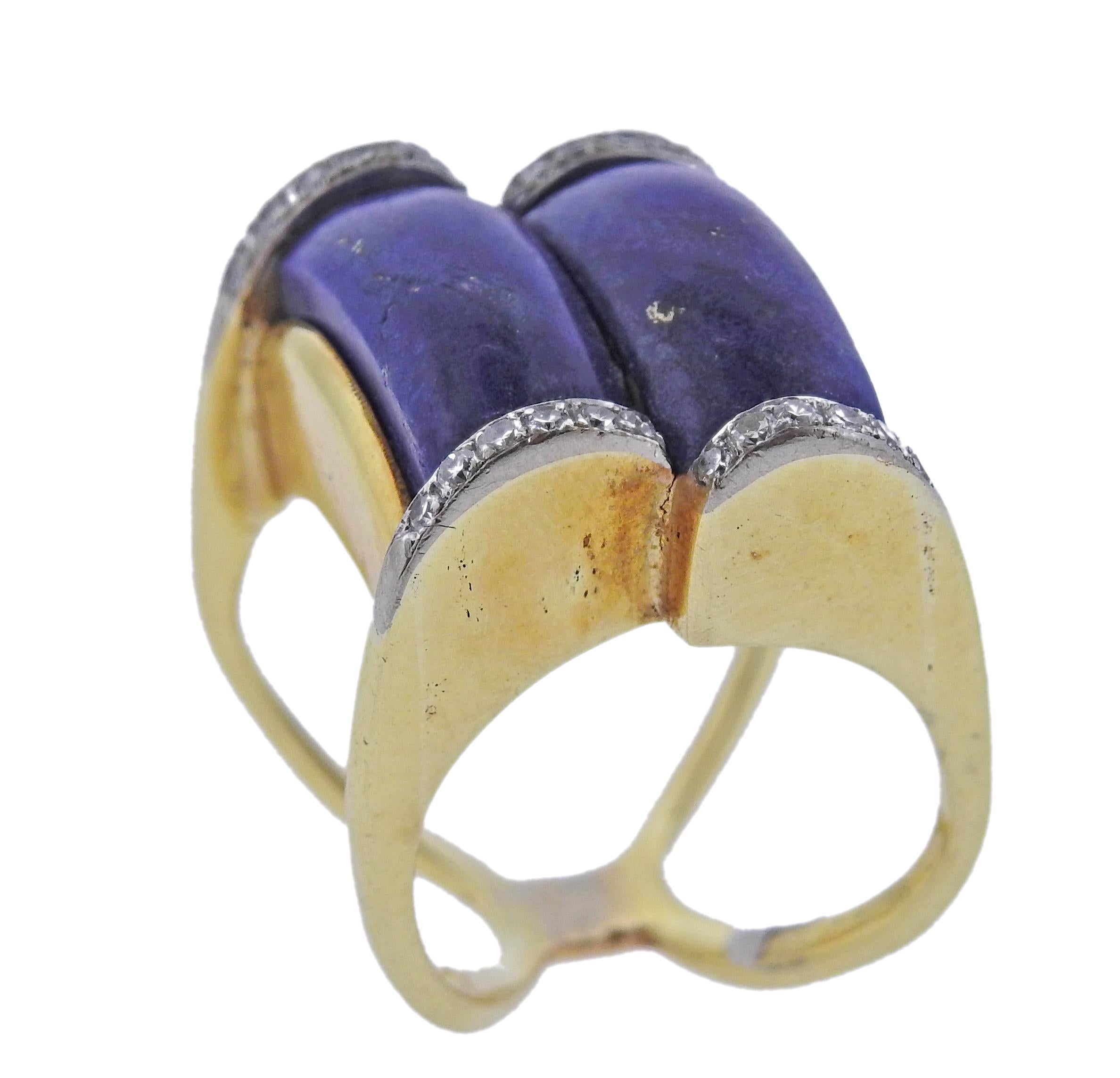 1970s vintage 18k gold ring with lapis and approx. 0.24ctw in diamonds. Ring size  6 (EU 54) top is 21mm wide . Weight 18.2 grams.