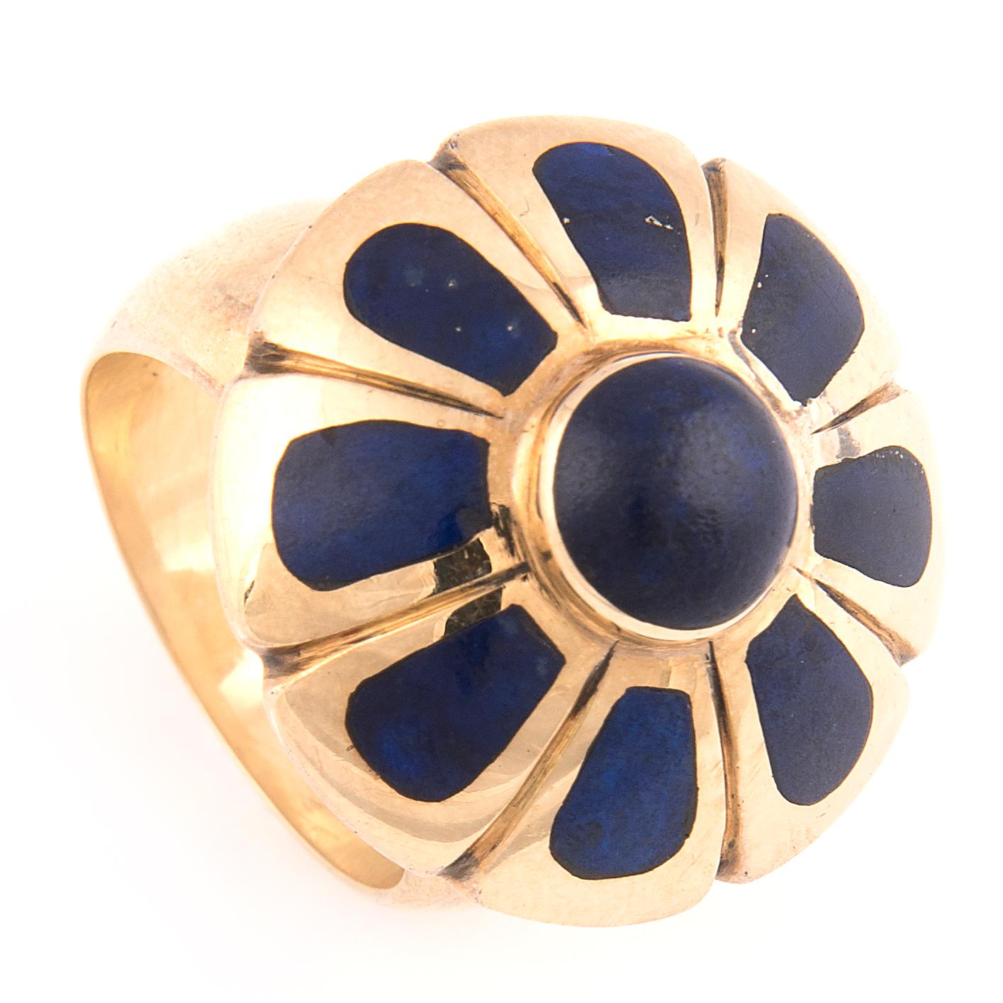 1970s 18k Yellow Gold and Lapis Lazuli Flower Ring For Sale