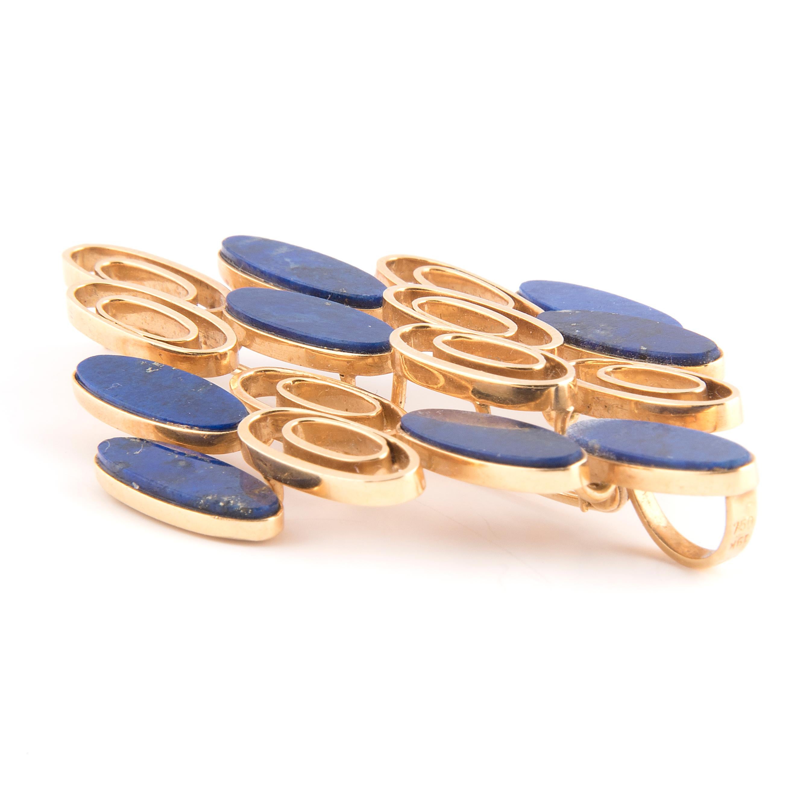 1970s 18k Yellow Gold and Lapis Lazuli Pendant Brooch For Sale 6