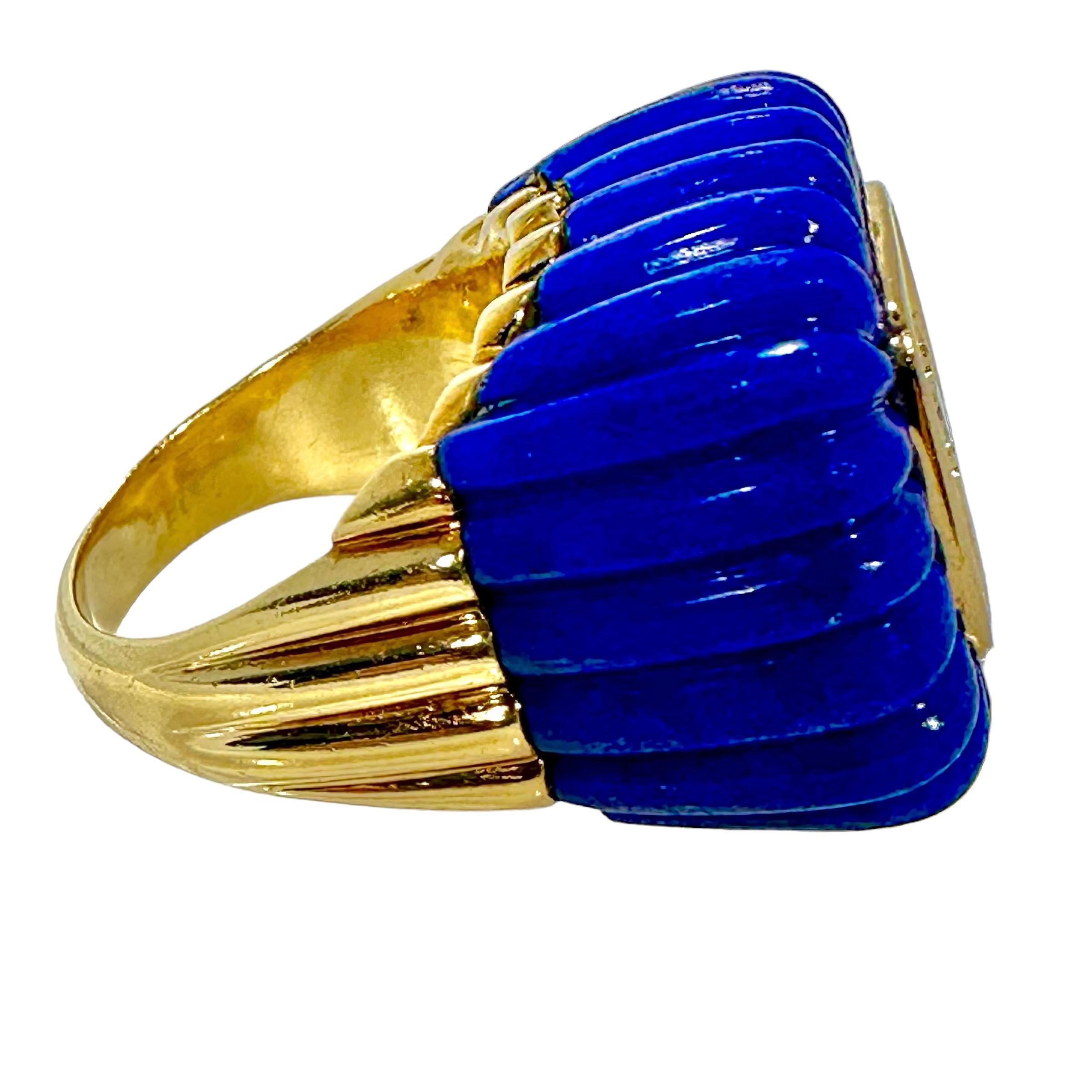 Modern 1970's 18K Yellow Gold, Diamond & Vivid Blue, Fluted, Lapis-Lazuli Cocktail Ring For Sale