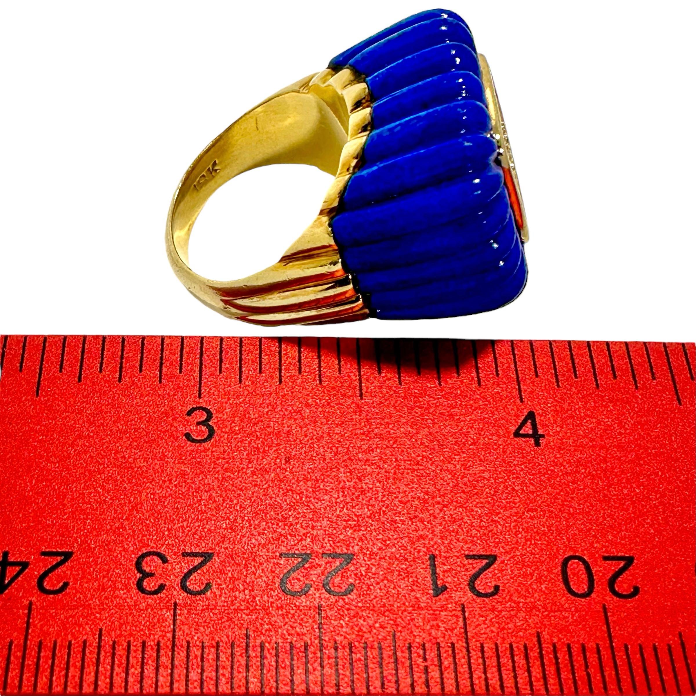 1970's 18K Yellow Gold, Diamond & Vivid Blue, Fluted, Lapis-Lazuli Cocktail Ring For Sale 3