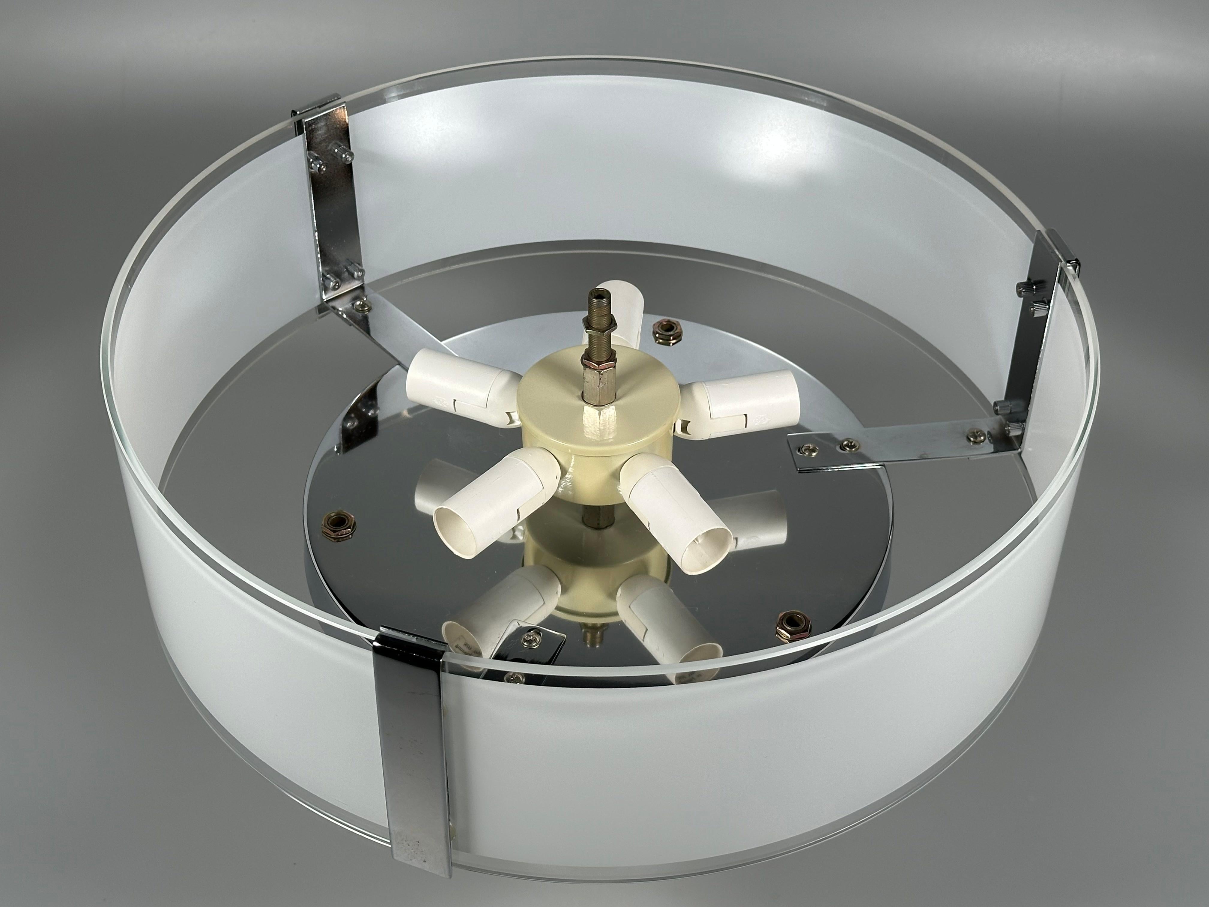 Lámpara de techo de los años 70 y 80 de Honsel Leuchten Alemania en cristal y cromo en venta 10