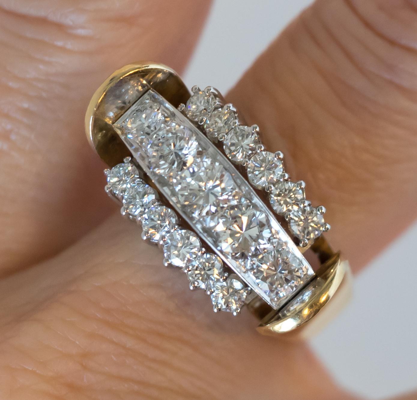 1970s 2 Carat Total Diamond and 18 Karat Gold Two-Tone Cluster Ring 4