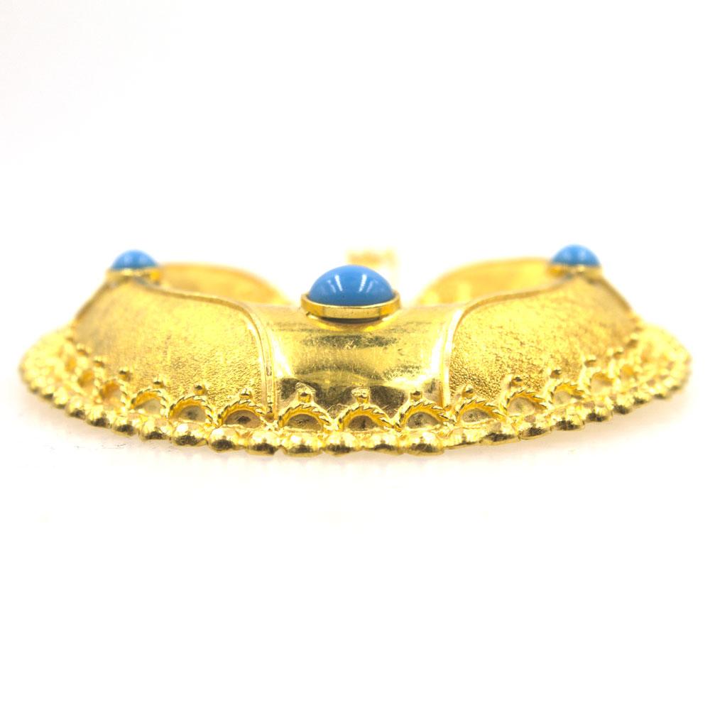 Modern 1970s 21 Karat Yellow Gold Turquoise Medallion Pendant