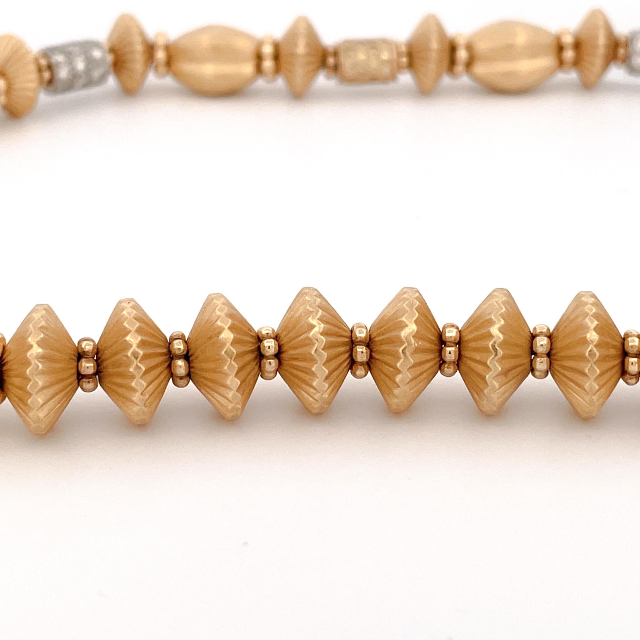 Rondel-Halskette aus 22 Karat Gelbgold mit gelben und weißen Diamanten, 1970er Jahre im Angebot 1