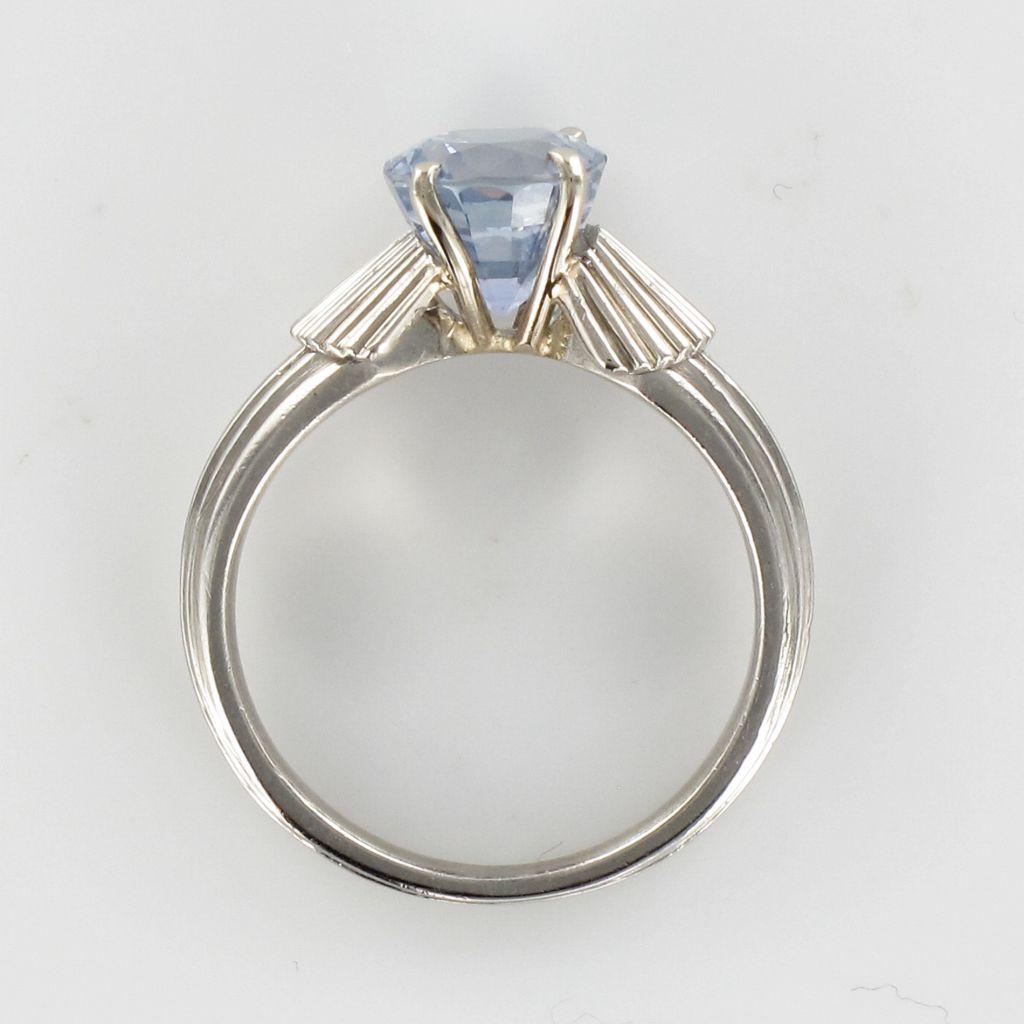 1970s 2, 80 Carat No Heat Ceylon Sapphire Platinum Ring For Sale 11