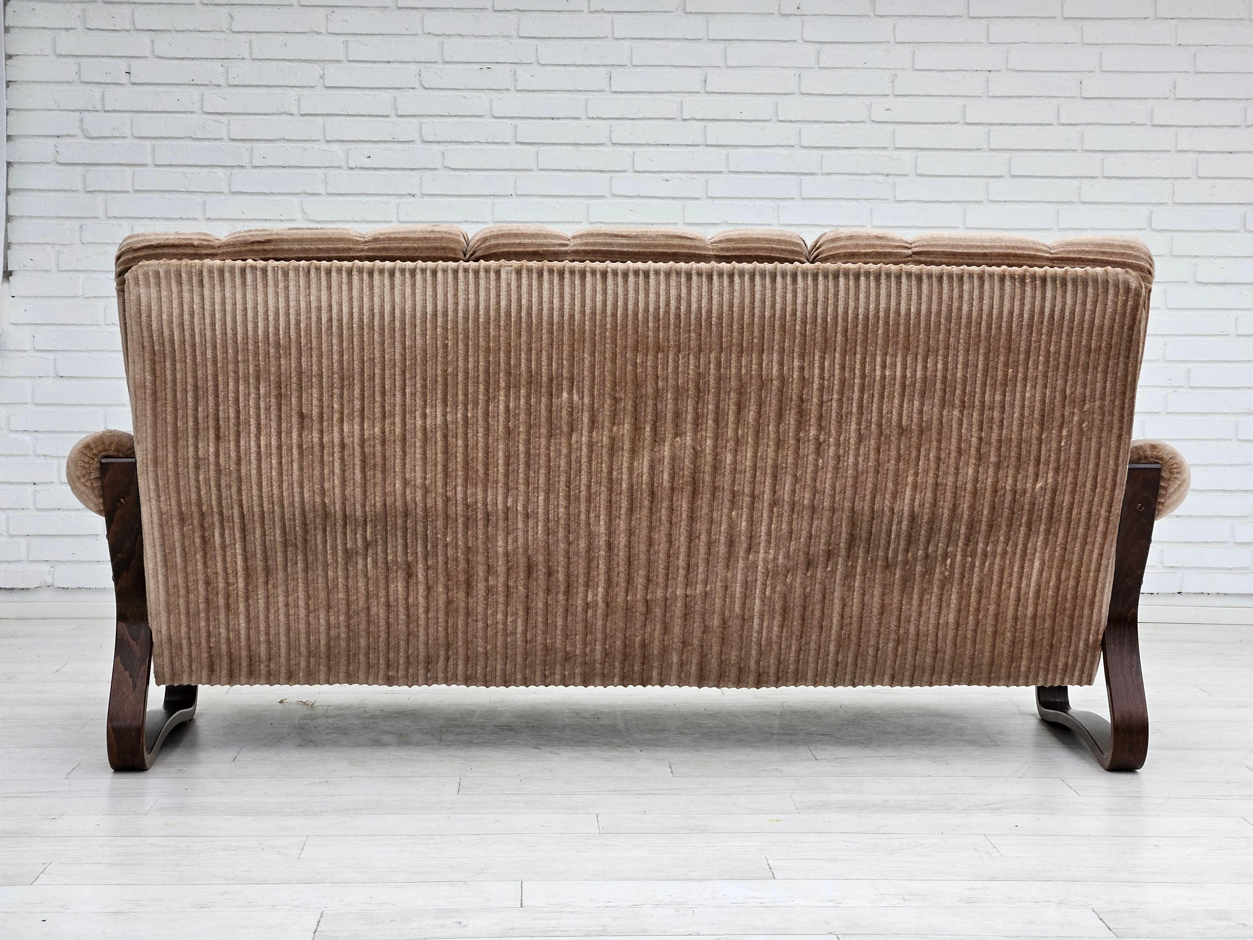 Late 20th Century 1970s, 3 seater Danish sofa, original very good condition, corduroy. For Sale