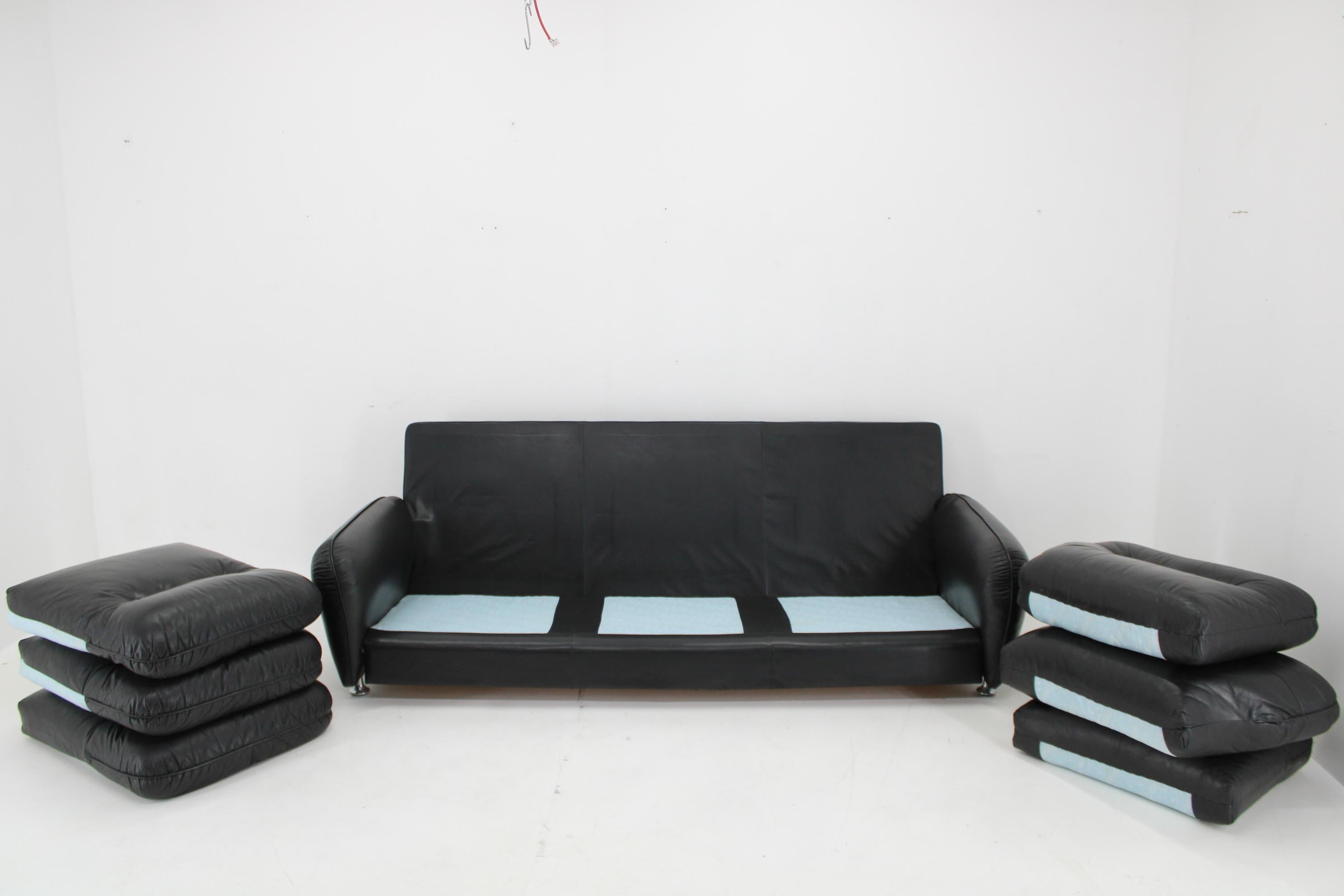 1970er 3-Sitzer Sofa aus schwarzem Leder, Italien im Angebot 5