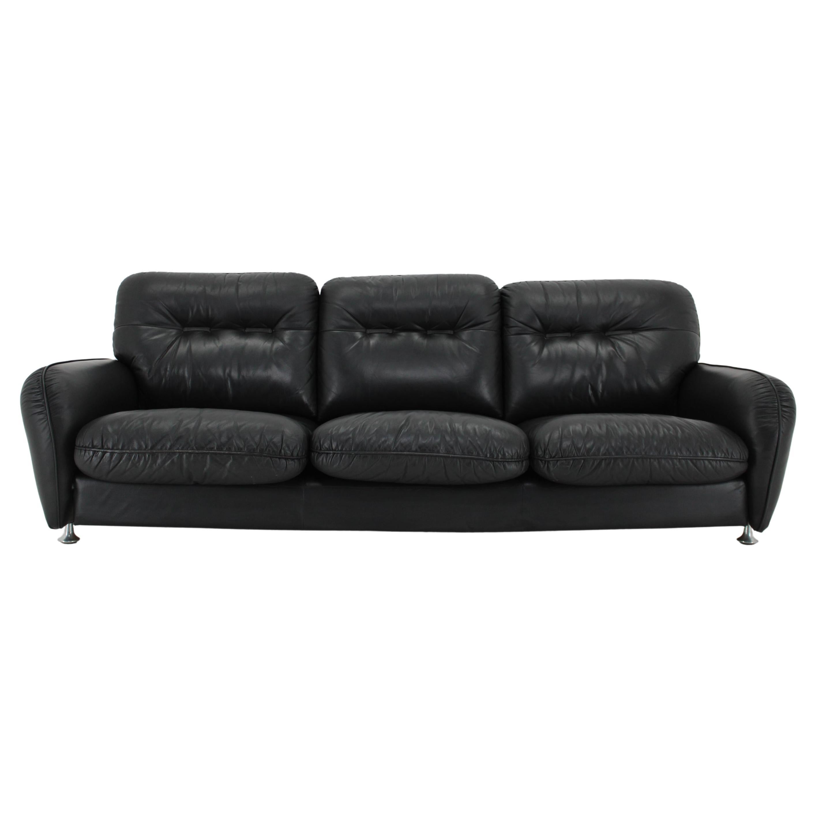 1970s 3-Seater Sofa in Black Leather, Italy For Sale