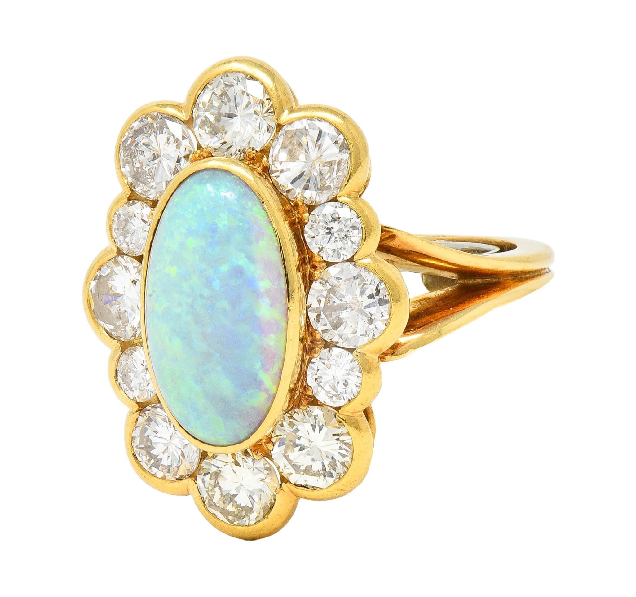 1970's 4.50 CTW Opal Diamond 18 Karat Yellow Gold Vintage Cluster Ring 2
