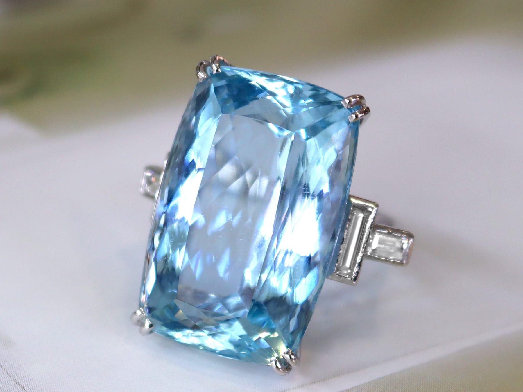 Retro 1970s 45.09 Carat Aquamarine Diamond White Gold Cocktail Ring For Sale