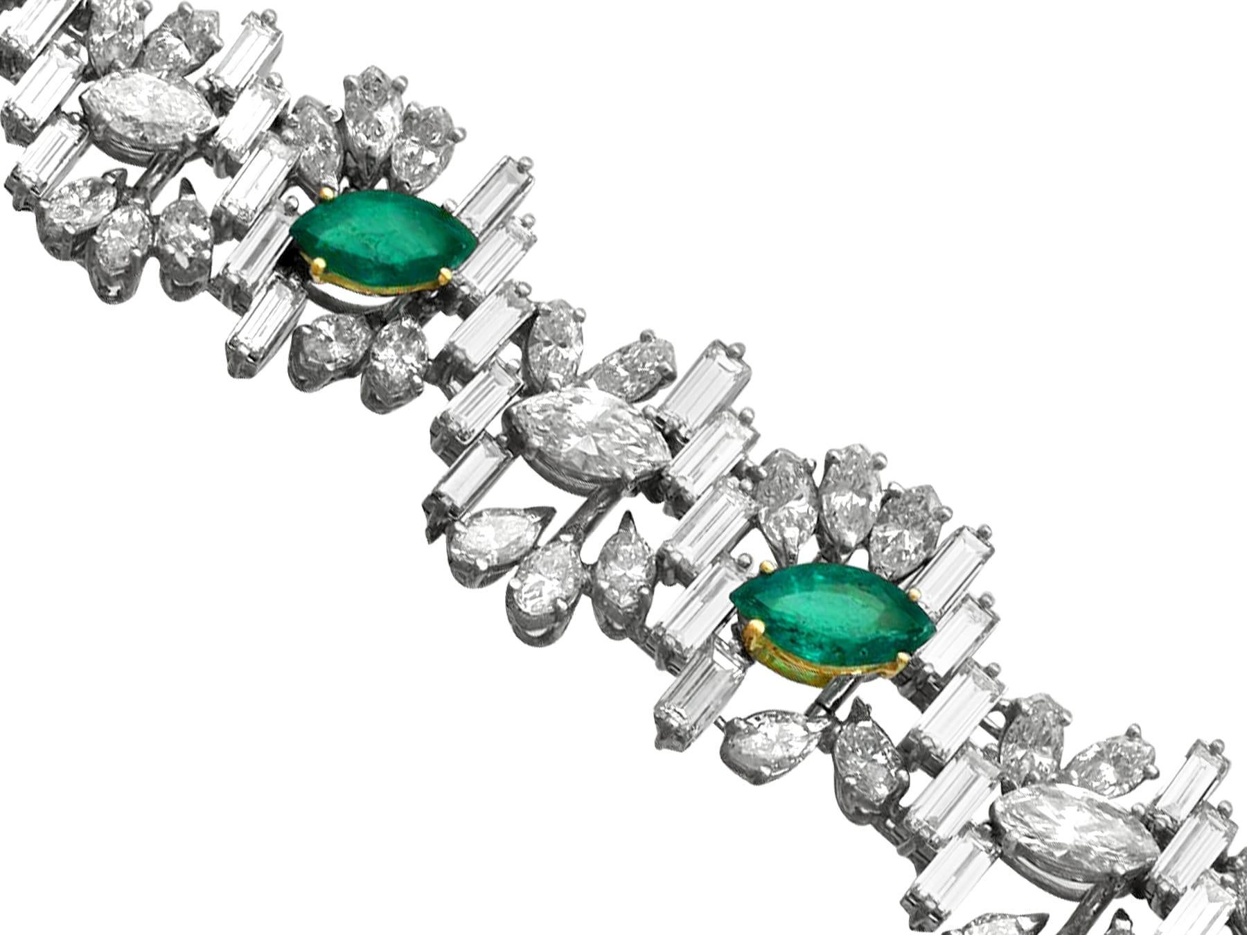 1970s 4.63 Carat Emerald and 16.27 Carat Diamond Platinum and Gold Bracelet In Excellent Condition For Sale In Jesmond, Newcastle Upon Tyne