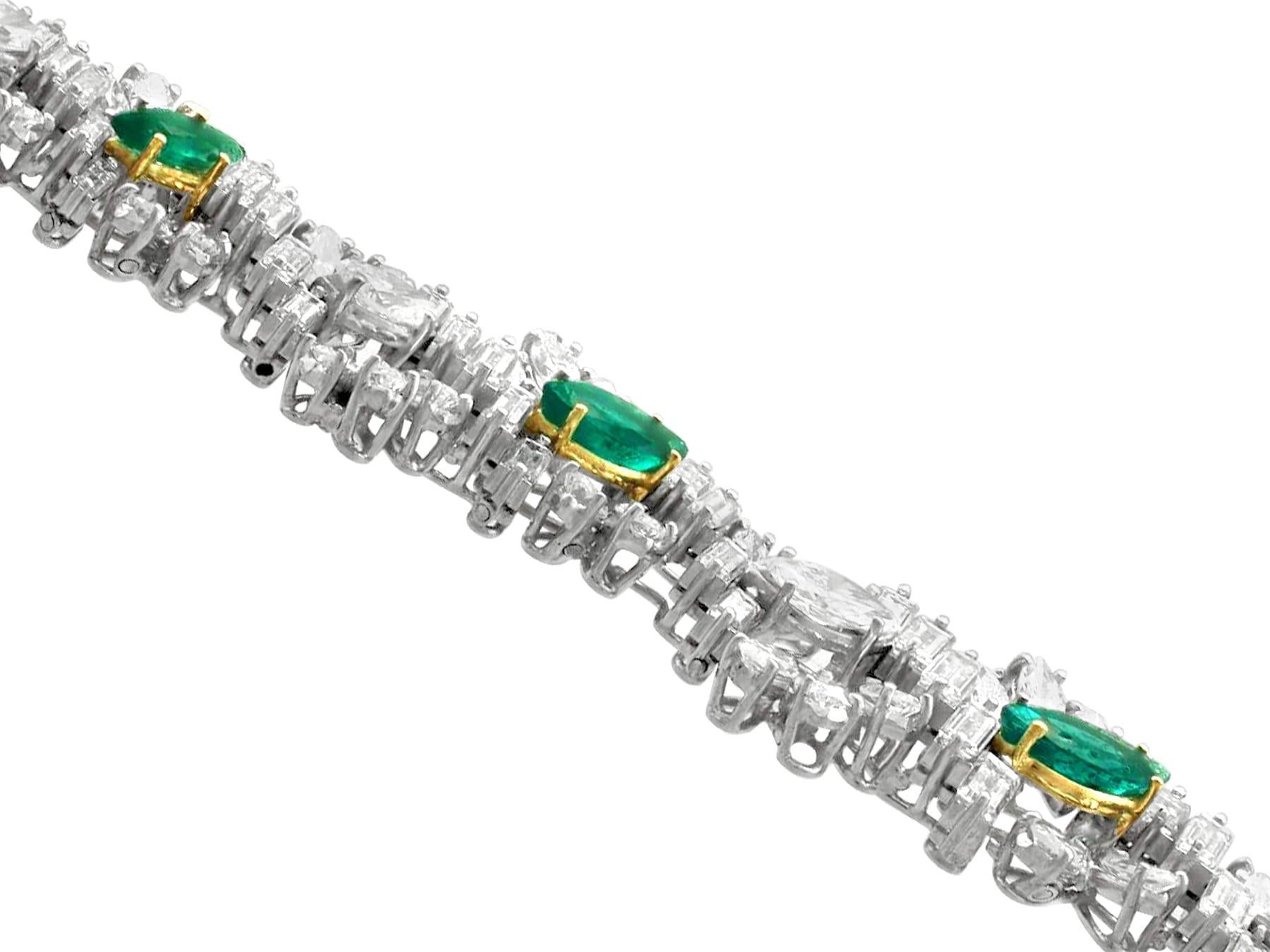 1970er Jahre Armband aus Platin und Gold mit 4,63 Karat Smaragd und 16,27 Karat Diamant für Damen oder Herren im Angebot