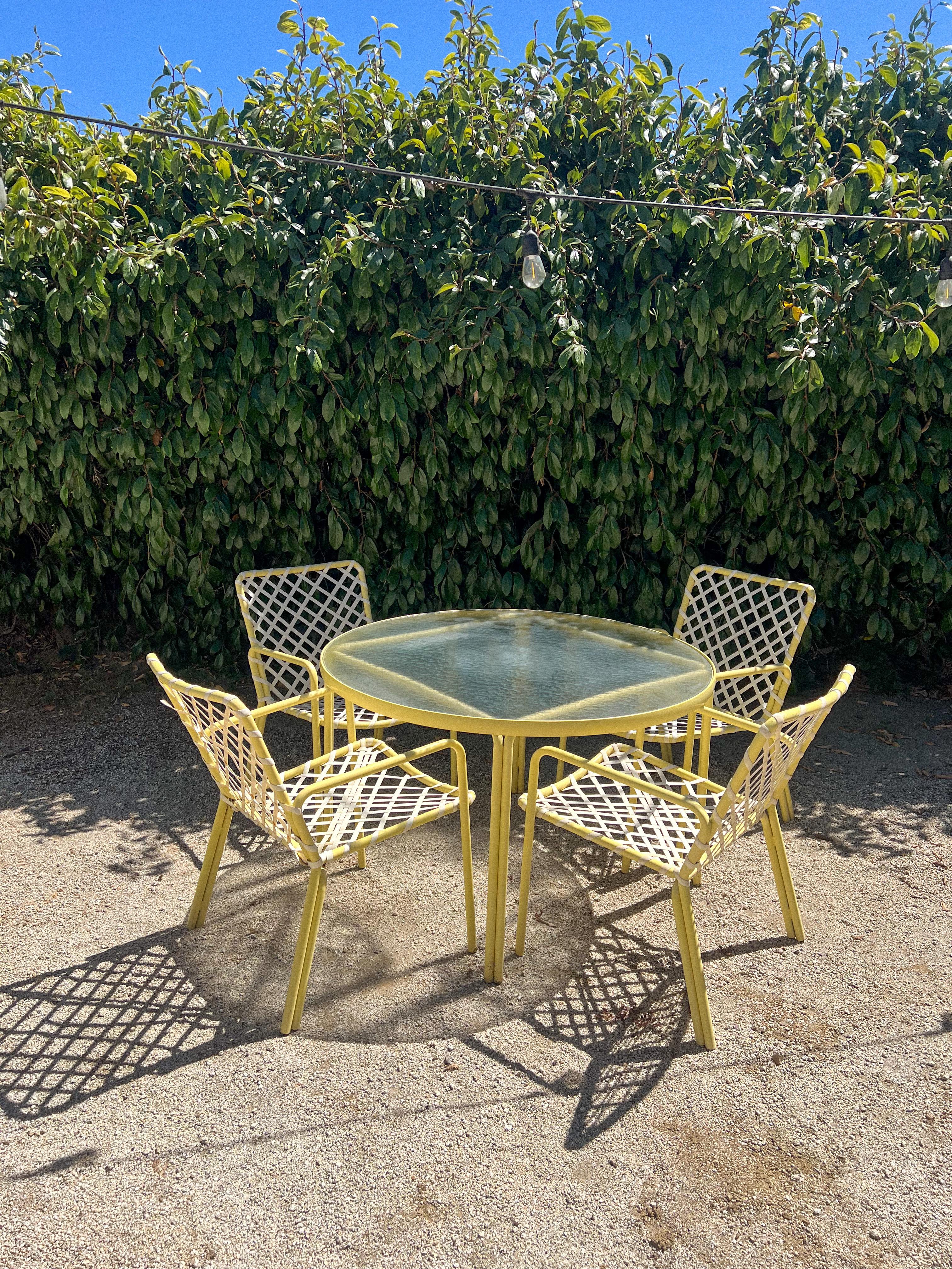 Late 20th Century 1970s 5-Piece Brown Jordan Tamiami Patio Set For Sale