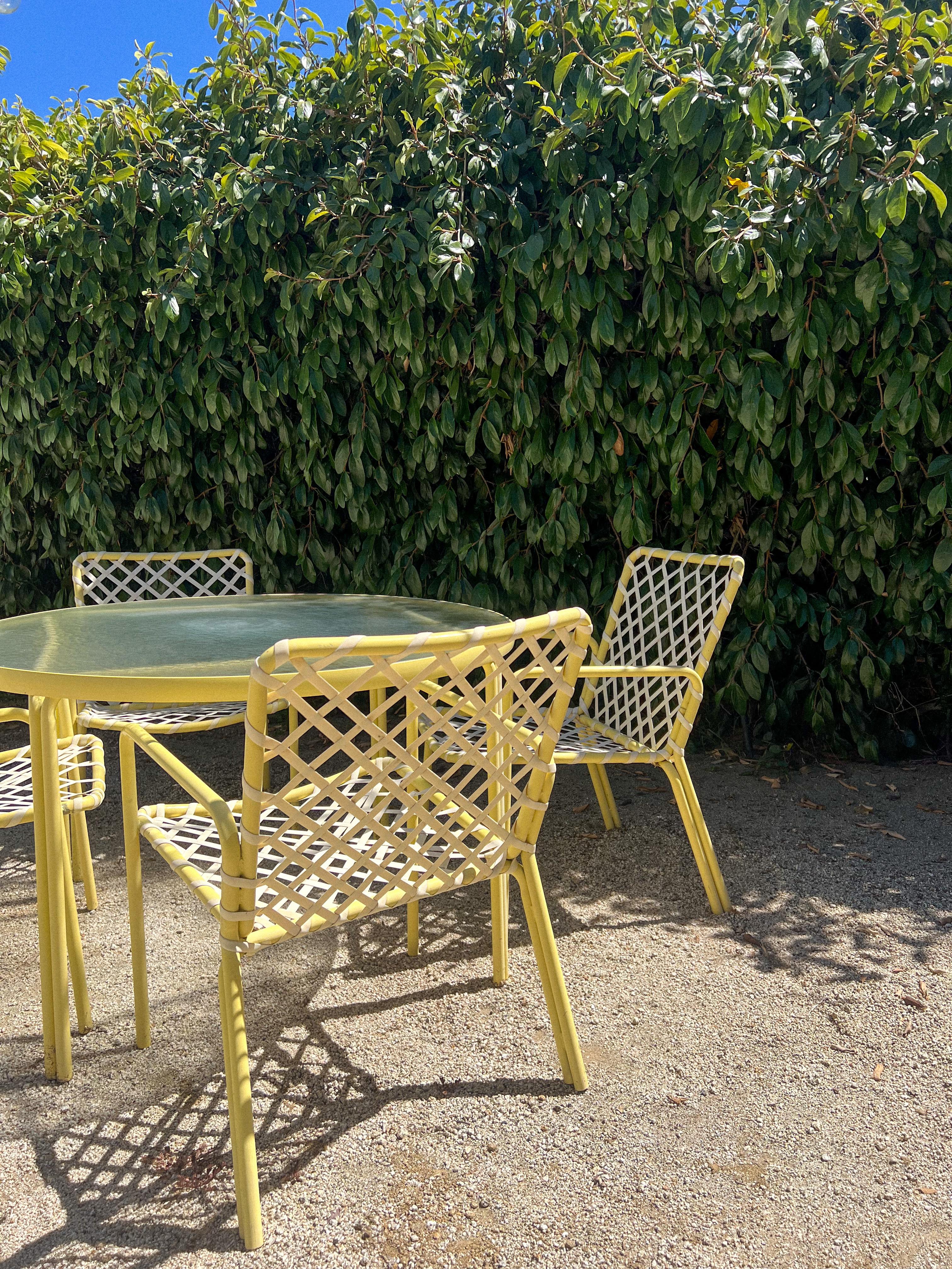 1970s 5-Piece Brown Jordan Tamiami Patio Set For Sale 1