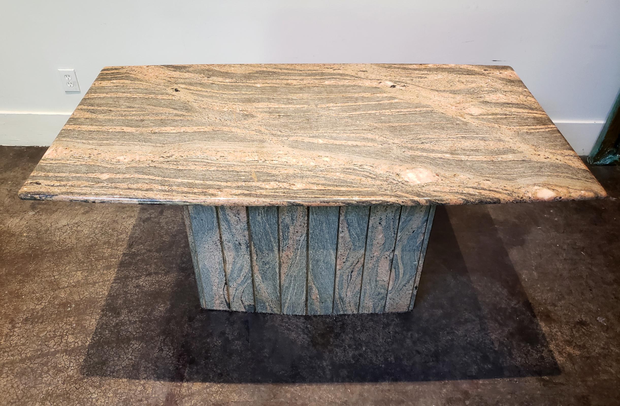 Modern 1970s-1980s Italian Pink and Grey Marble Console Table For Sale