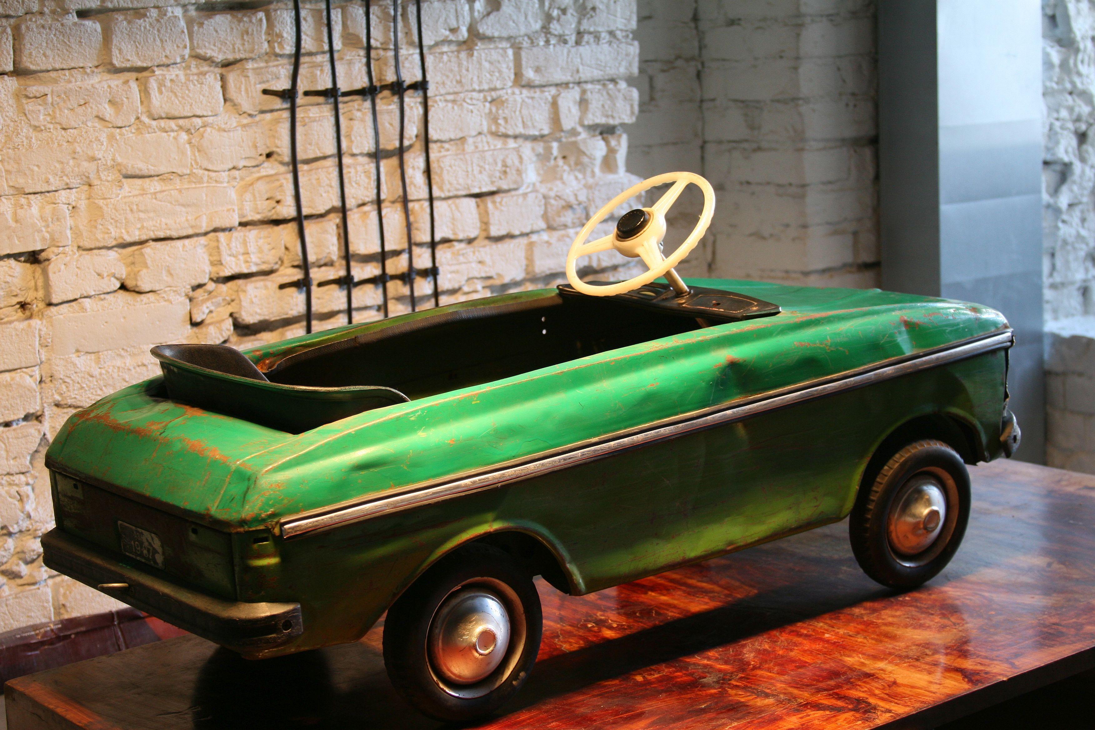 moskvich pedal car for sale