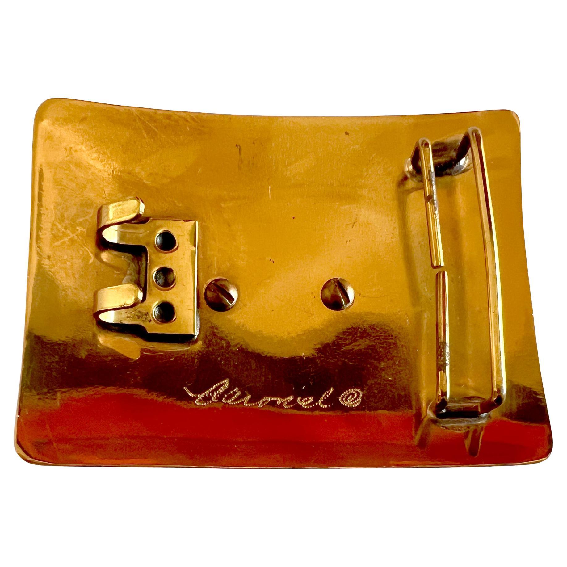 1970s Aaronel deRoy Gruber Orange Vacuum Formed Plexiglas Brass Belt Buckle In Good Condition For Sale In Palm Springs, CA