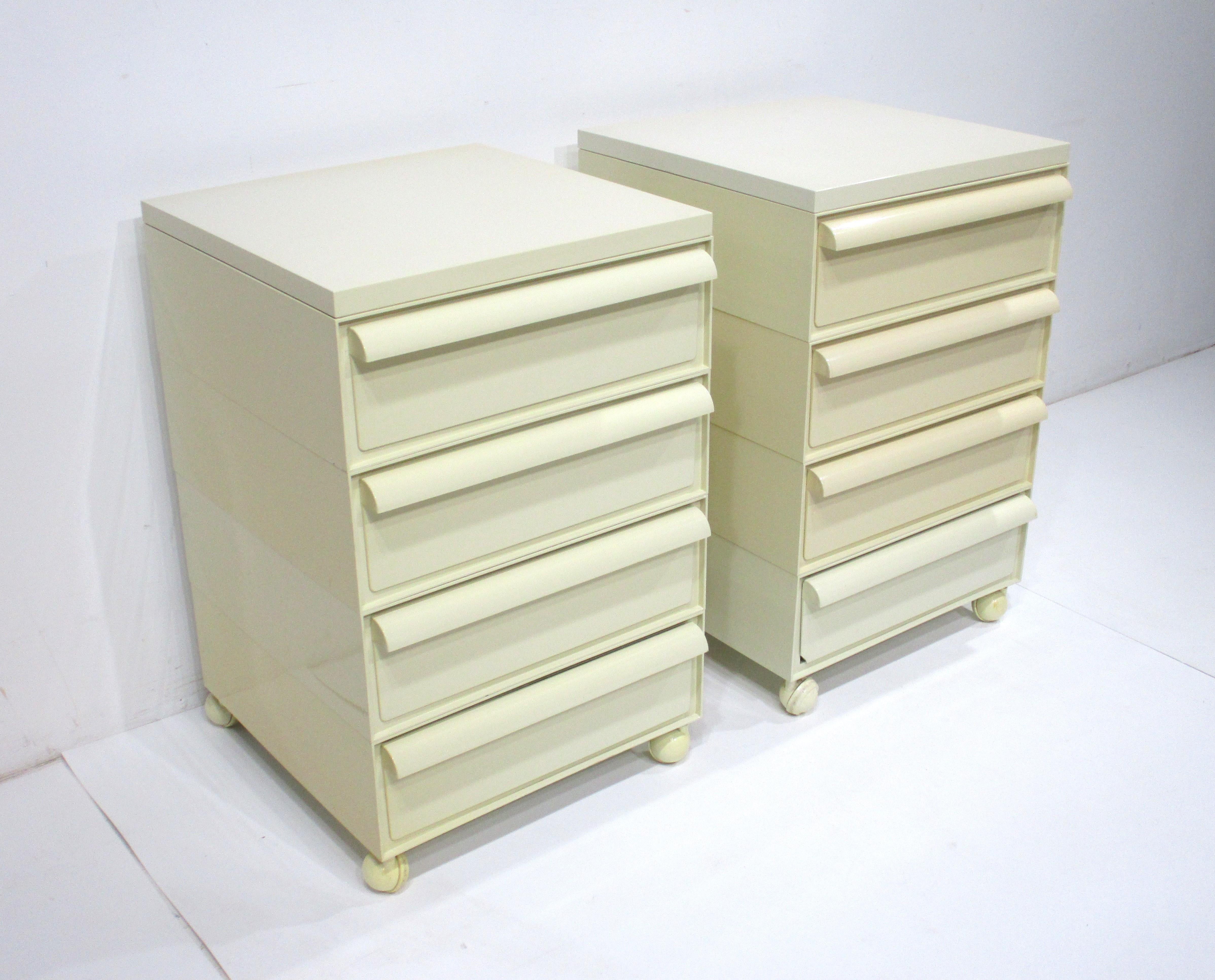 1970's ABS Space Age Nightstands by Castelli for Kartell  For Sale 5