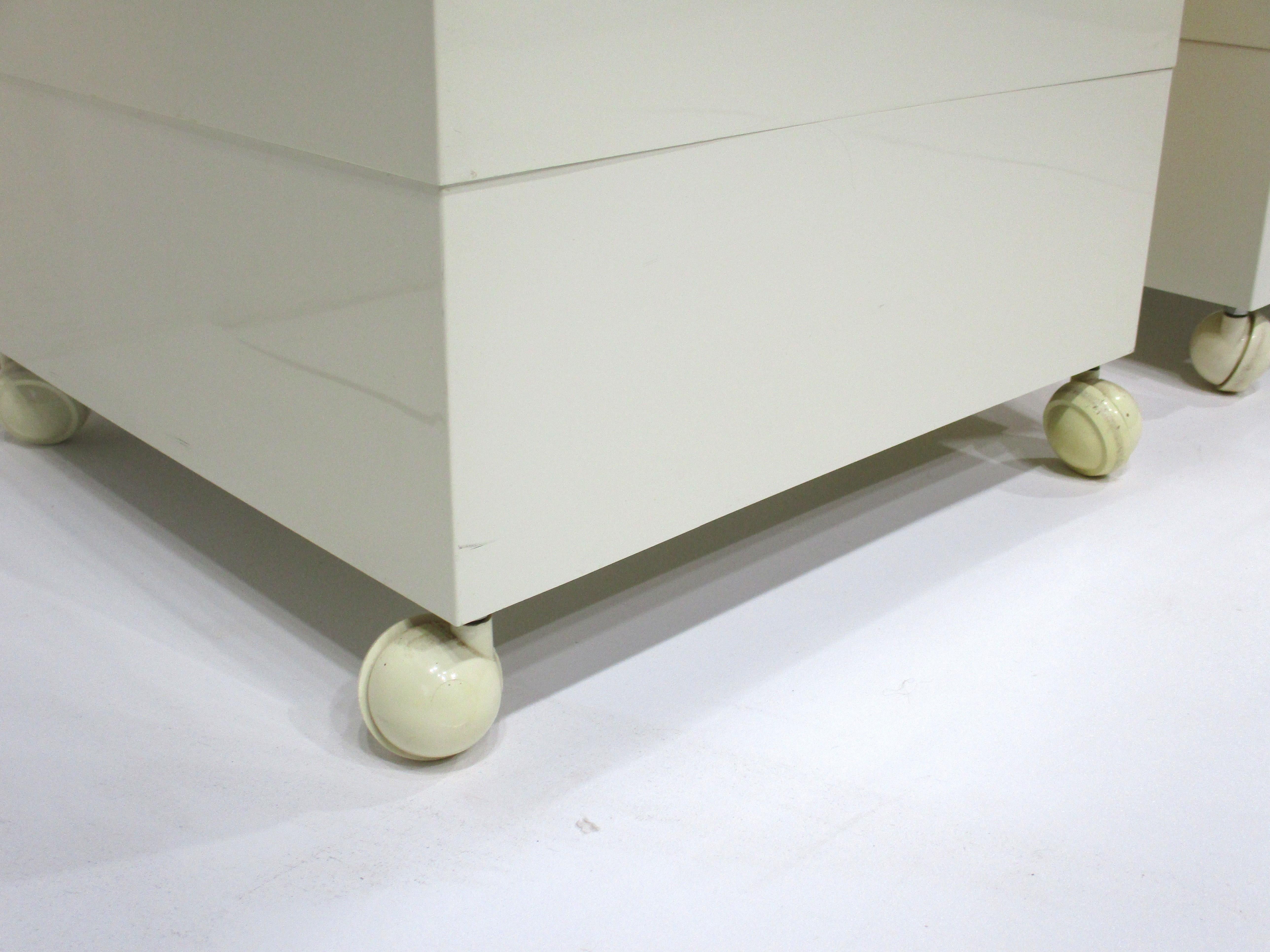 1970's ABS Space Age Nightstands by Castelli for Kartell  For Sale 2