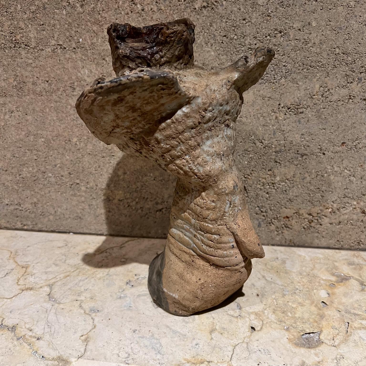 1970 Escultura de pezuña con textura abstracta Studio Art Pottery en venta 4