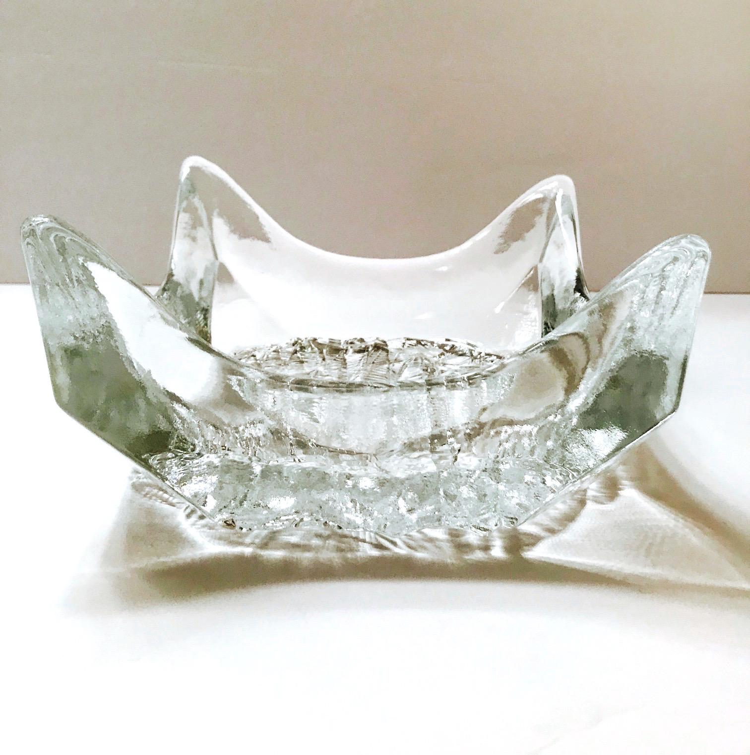 Mid-Century Modern 1970s Abstract Ice Glass Bowl with Pointed Corners by Tapio Wirkkala, Finland