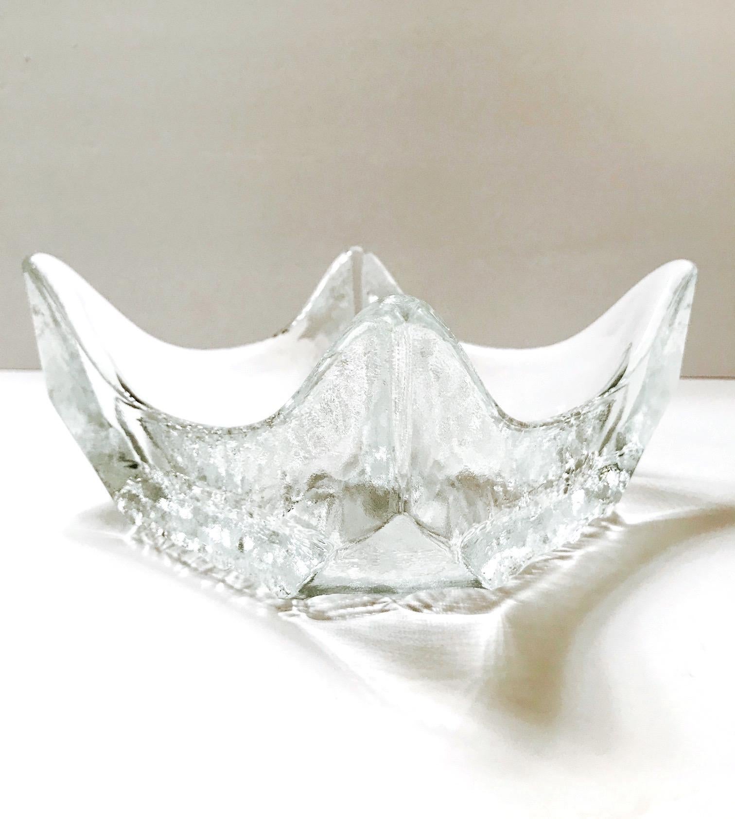 1970s Abstract Ice Glass Bowl with Pointed Corners by Tapio Wirkkala, Finland 1