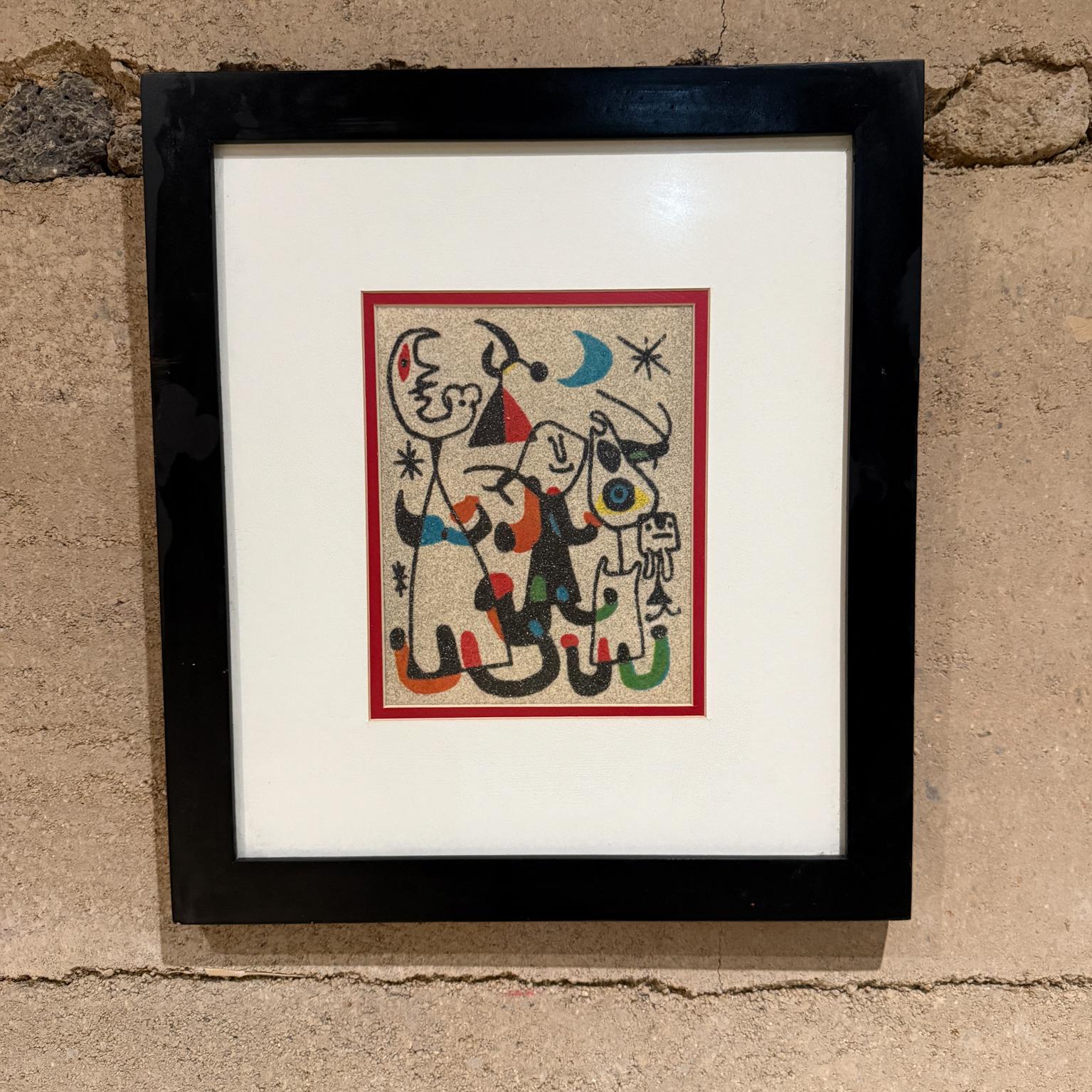 Moderne Sandmalerei aus der Jahrhundertmitte nach Joan Miró Mexiko-Stadt
Kunstwerk, das Surrealismus mit abstrakter Kunst verbindet
ohne Vorzeichen
17,75 h x 15,75 b x 1d art 9 x 7,25
Original Vintage Zustand
Siehe die aufgeführten Bilder