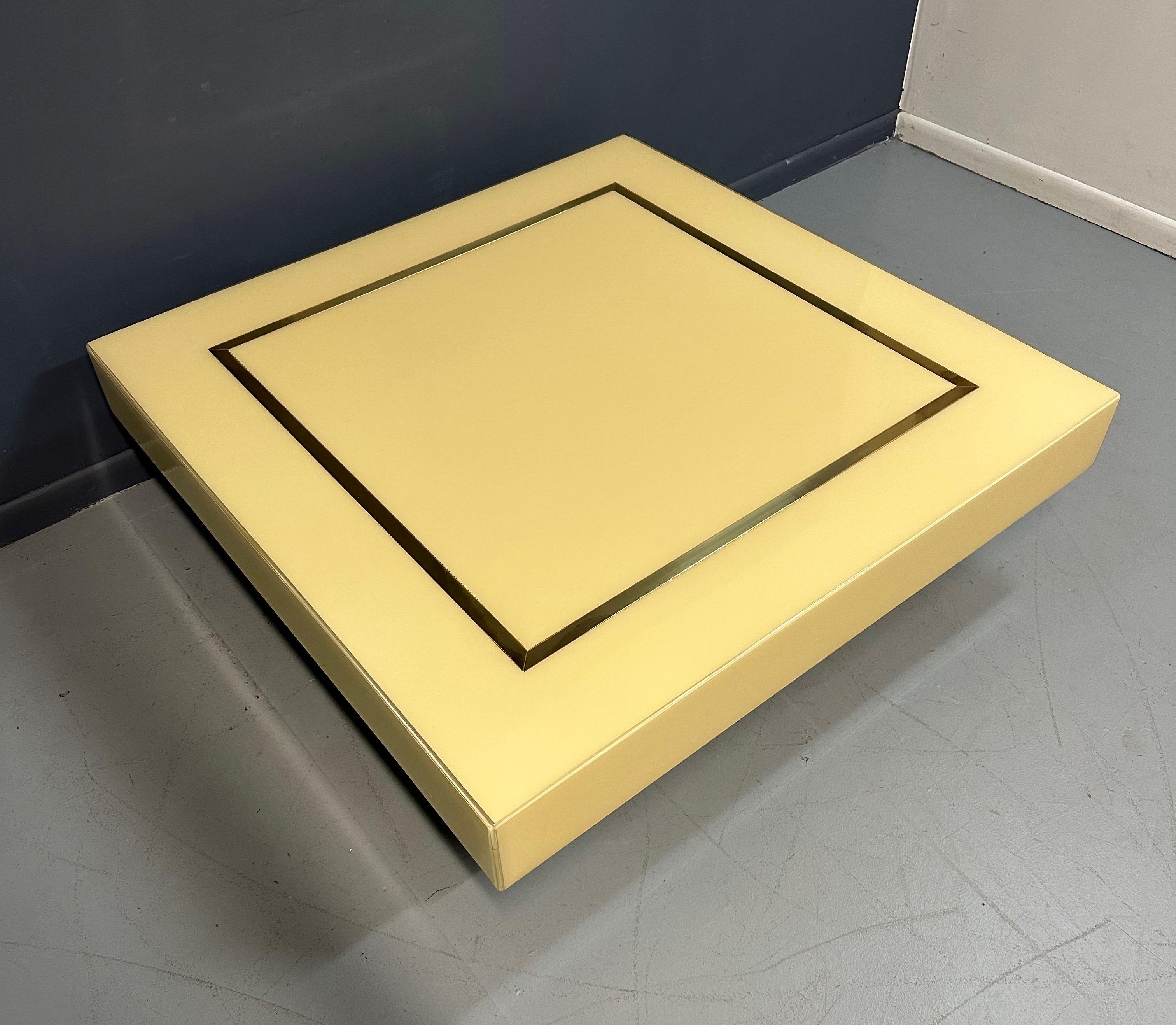1970s Acrylic Stepped Cream Colored Coffee Table with Brass Ribbon Inlay  For Sale 2