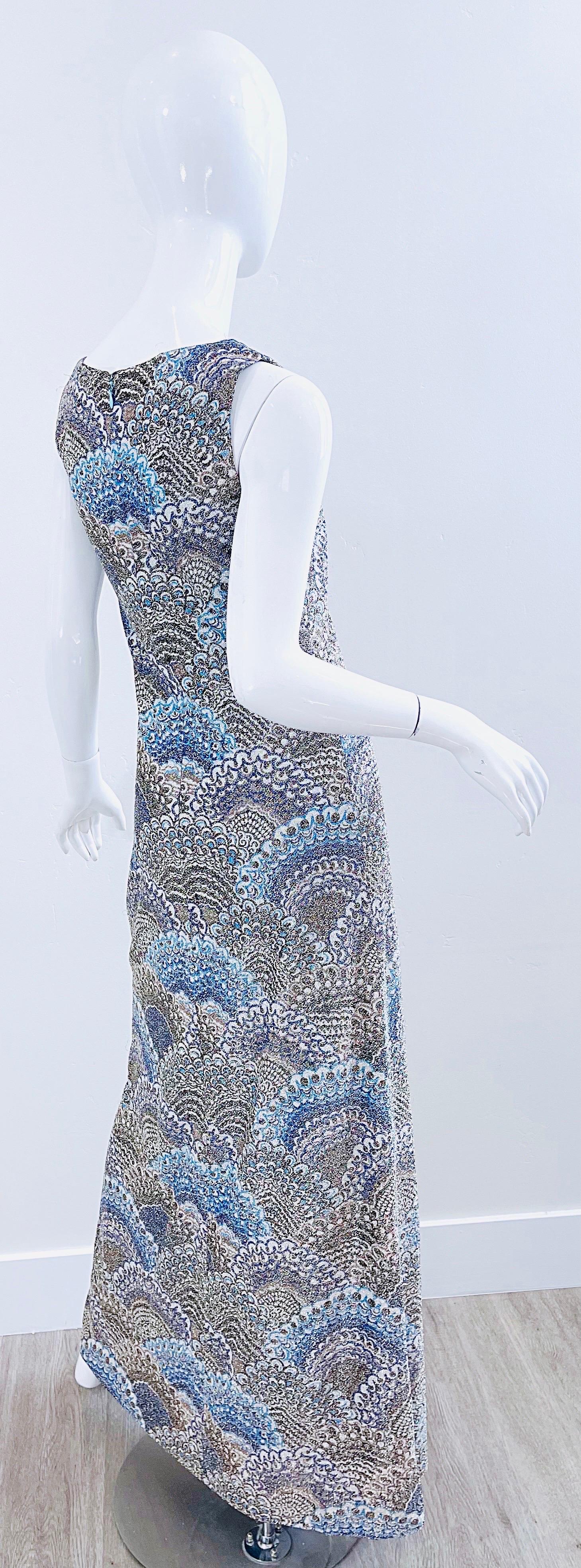 1970 Adele Simpson Silk Lurex Peacock Feather / Fan Print 70s Maxi Dress Gown en vente 6