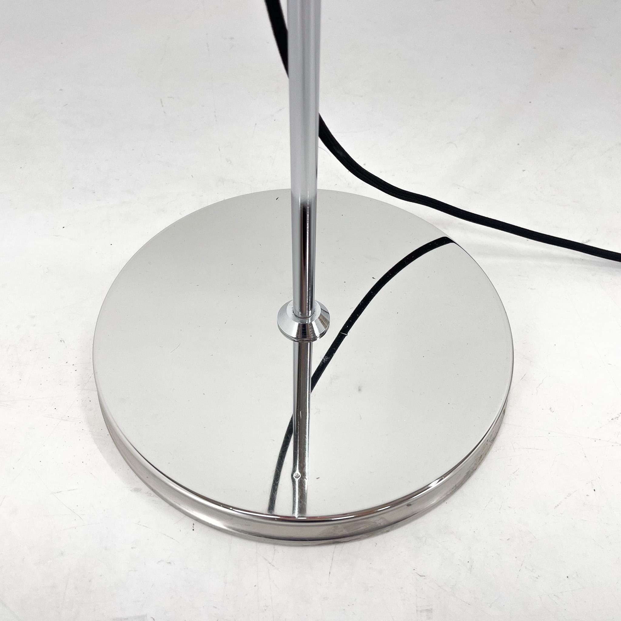 1970s Adjustable Floor Lamp Designed by Guzzini for Meblo, Italy  For Sale 2