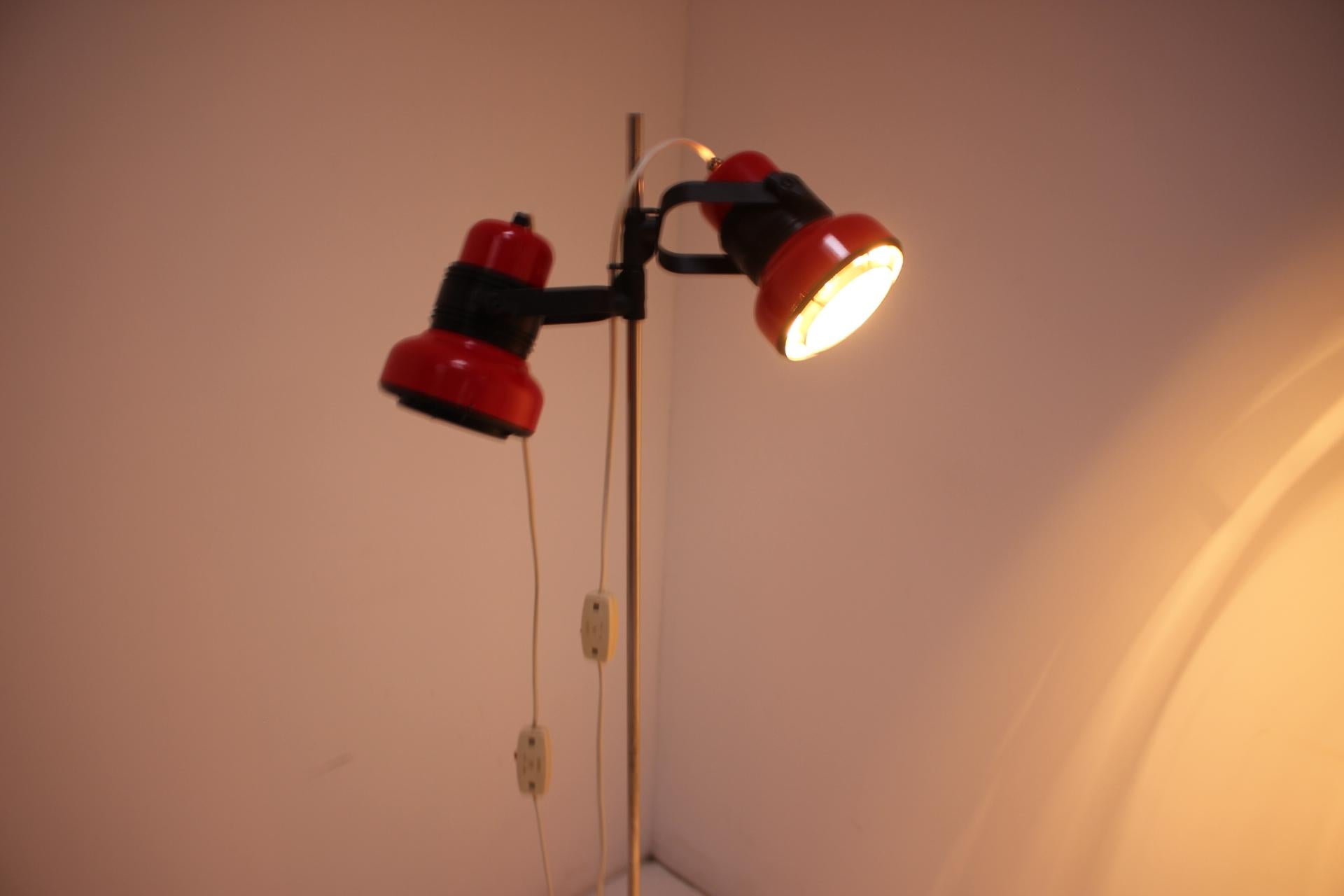 1970s Adjustable Floor Lamp For Sale 3