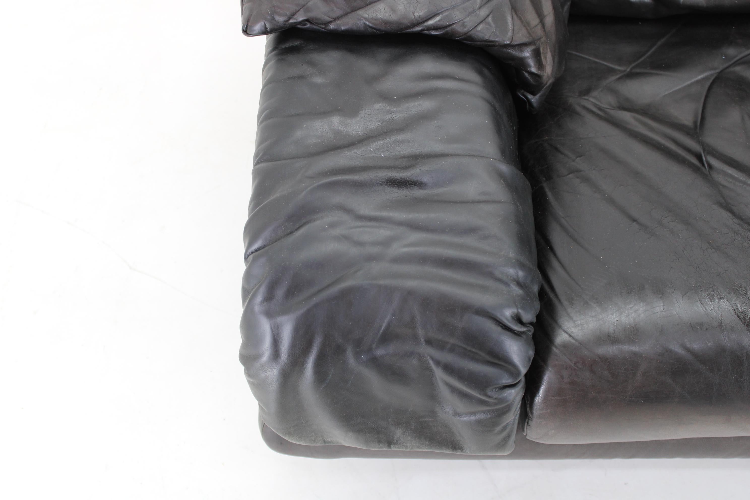 1970s Adjustable Wiener Werkstätte Brutalist Two-seater Leather Sofa 5