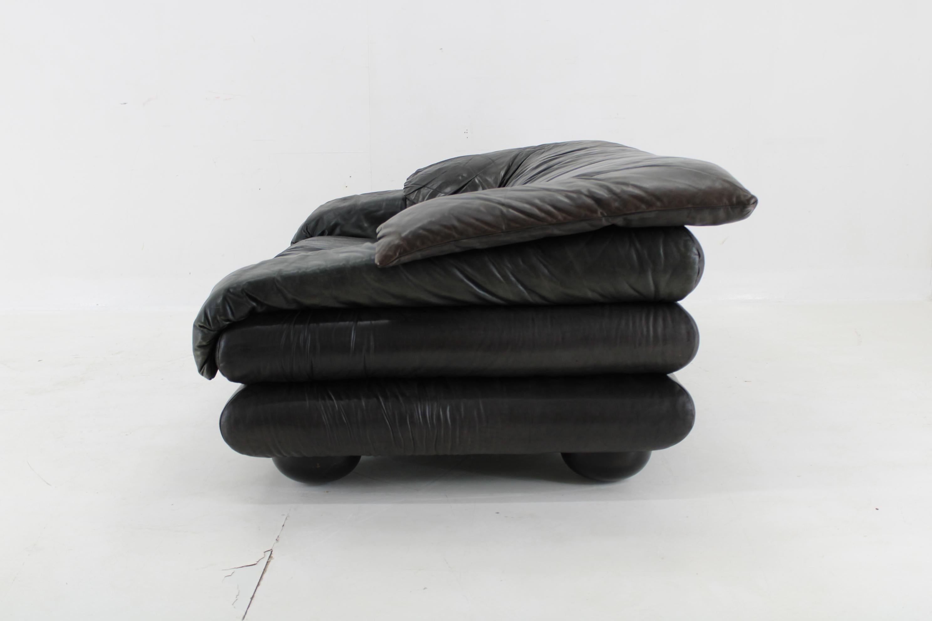 European 1970s Adjustable Wiener Werkstätte Brutalist Two-seater Leather Sofa